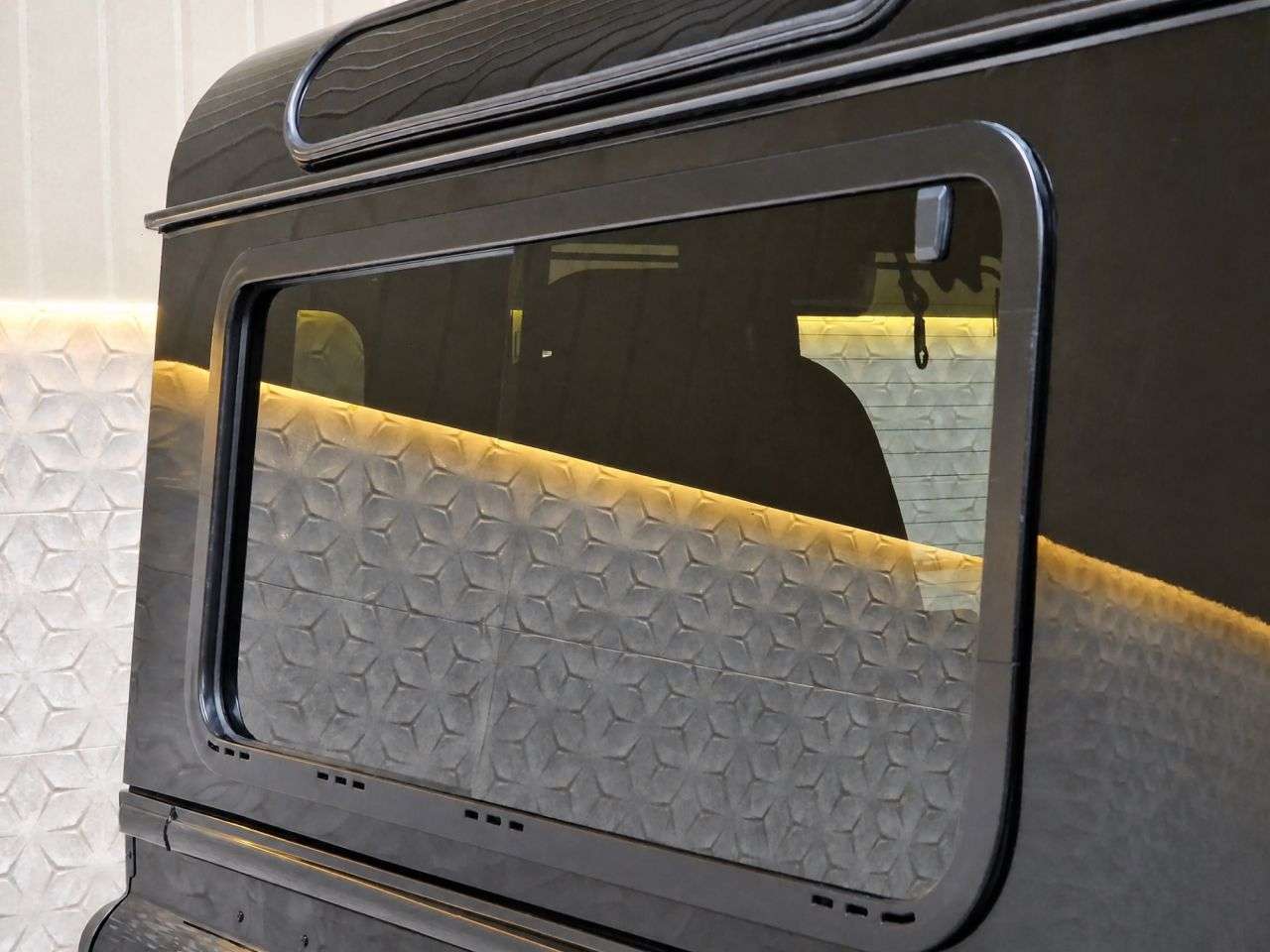 2015 LAND ROVER DEFENDER 90 2015 LAND ROVER DEFENDER 90