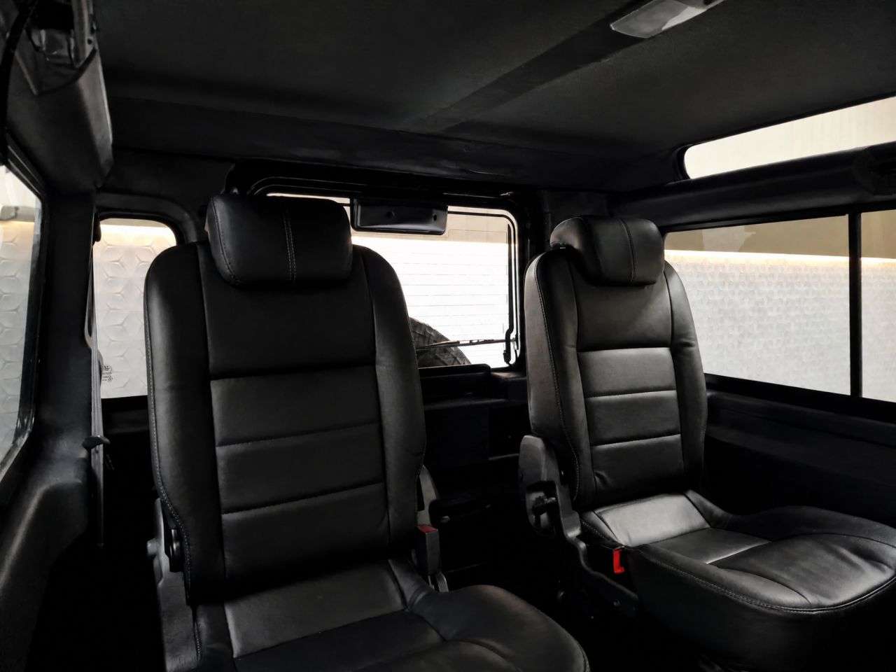 2015 LAND ROVER DEFENDER 90 2015 LAND ROVER DEFENDER 90