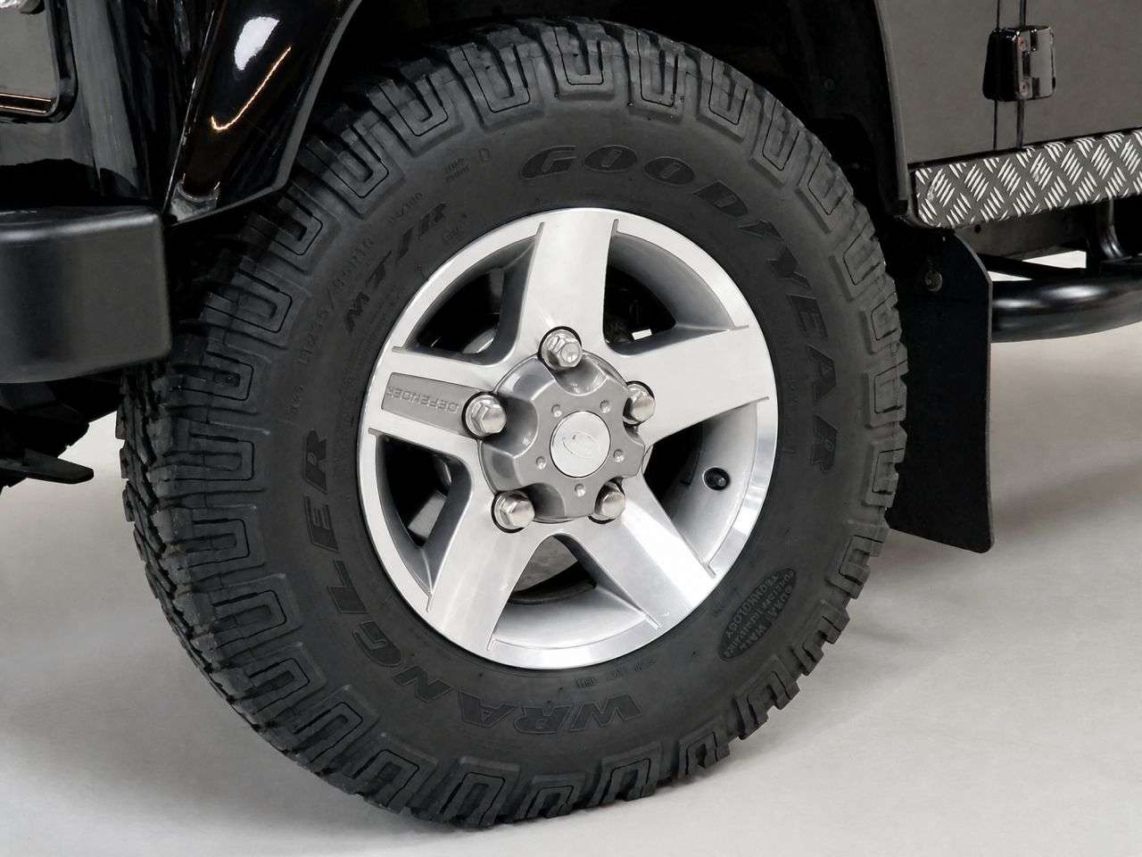 2015 LAND ROVER DEFENDER 90 2015 LAND ROVER DEFENDER 90