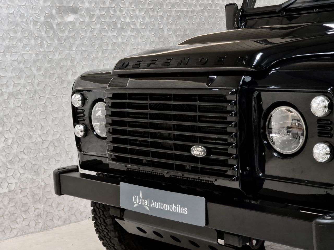 2015 LAND ROVER DEFENDER 90 2015 LAND ROVER DEFENDER 90