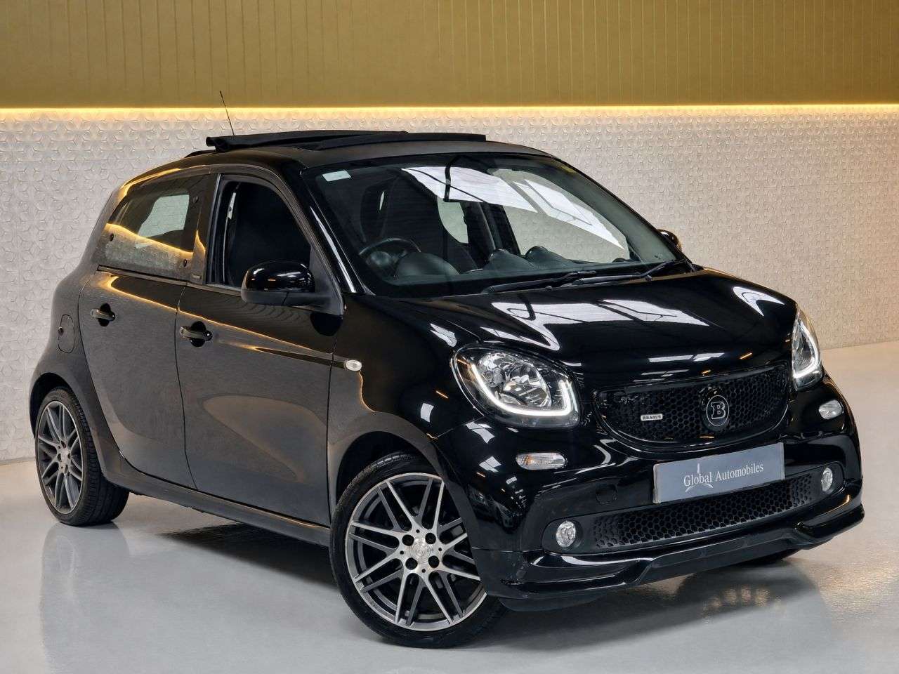2017 SMART FORFOUR 2017 SMART FORFOUR