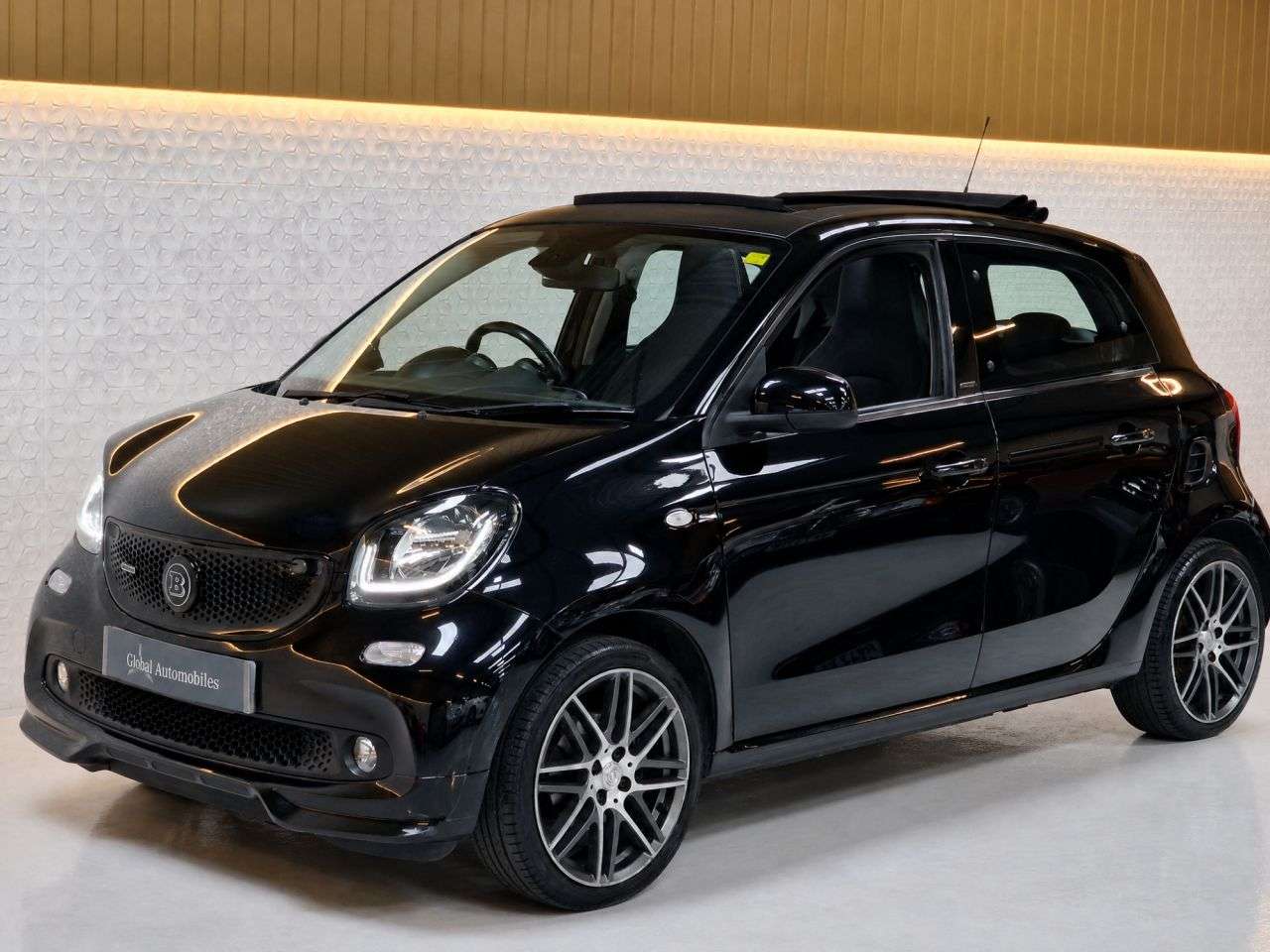 2017 SMART FORFOUR 2017 SMART FORFOUR