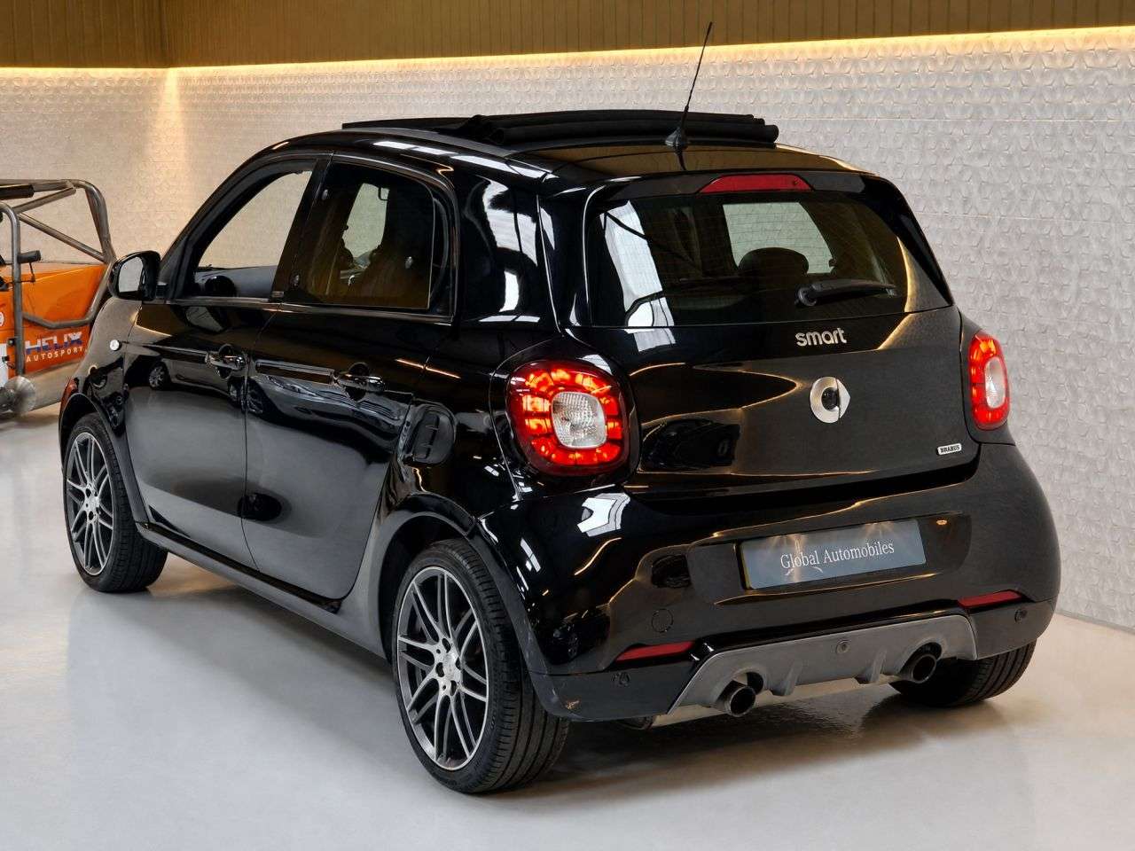 2017 SMART FORFOUR 2017 SMART FORFOUR