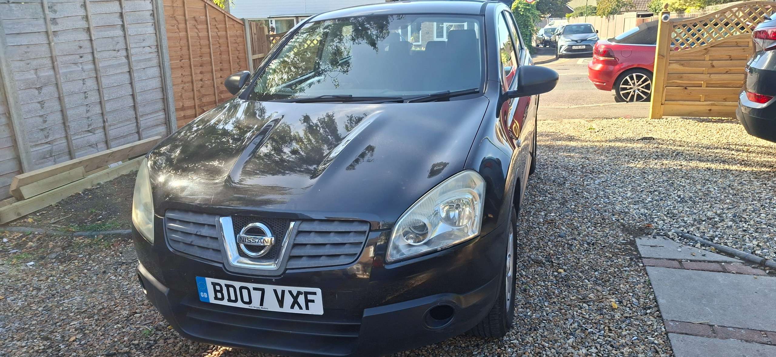 A 2007 NISSAN QASHQAI 1.6 Visia Hatchback 5dr Petrol Manual 2WD (159 g/km, 113 bhp) A 2007 NISSAN QASHQAI 1.6 Visia Hatchback 5dr Petrol Manual 2WD (159 g/km, 113 bhp)