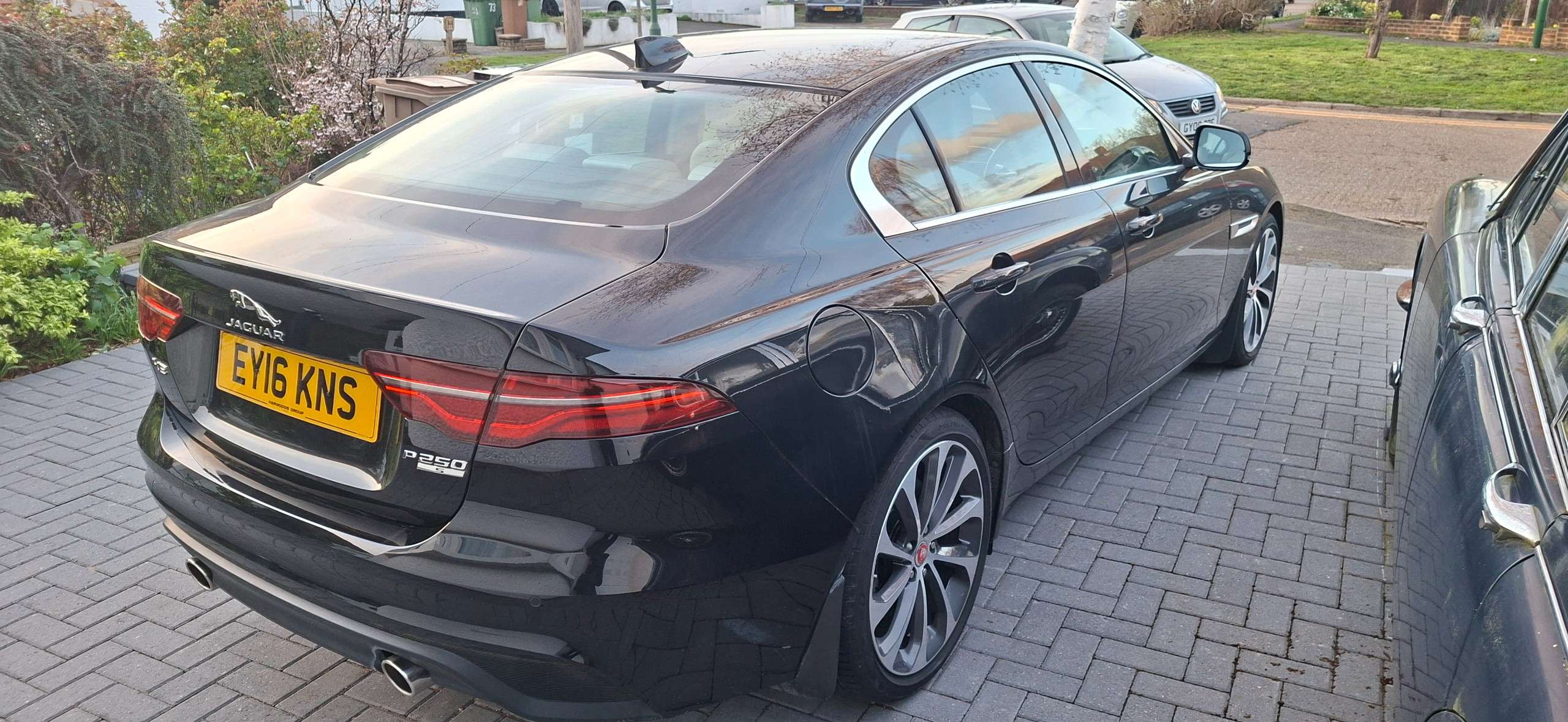 2019 JAGUAR XE 2019 JAGUAR XE