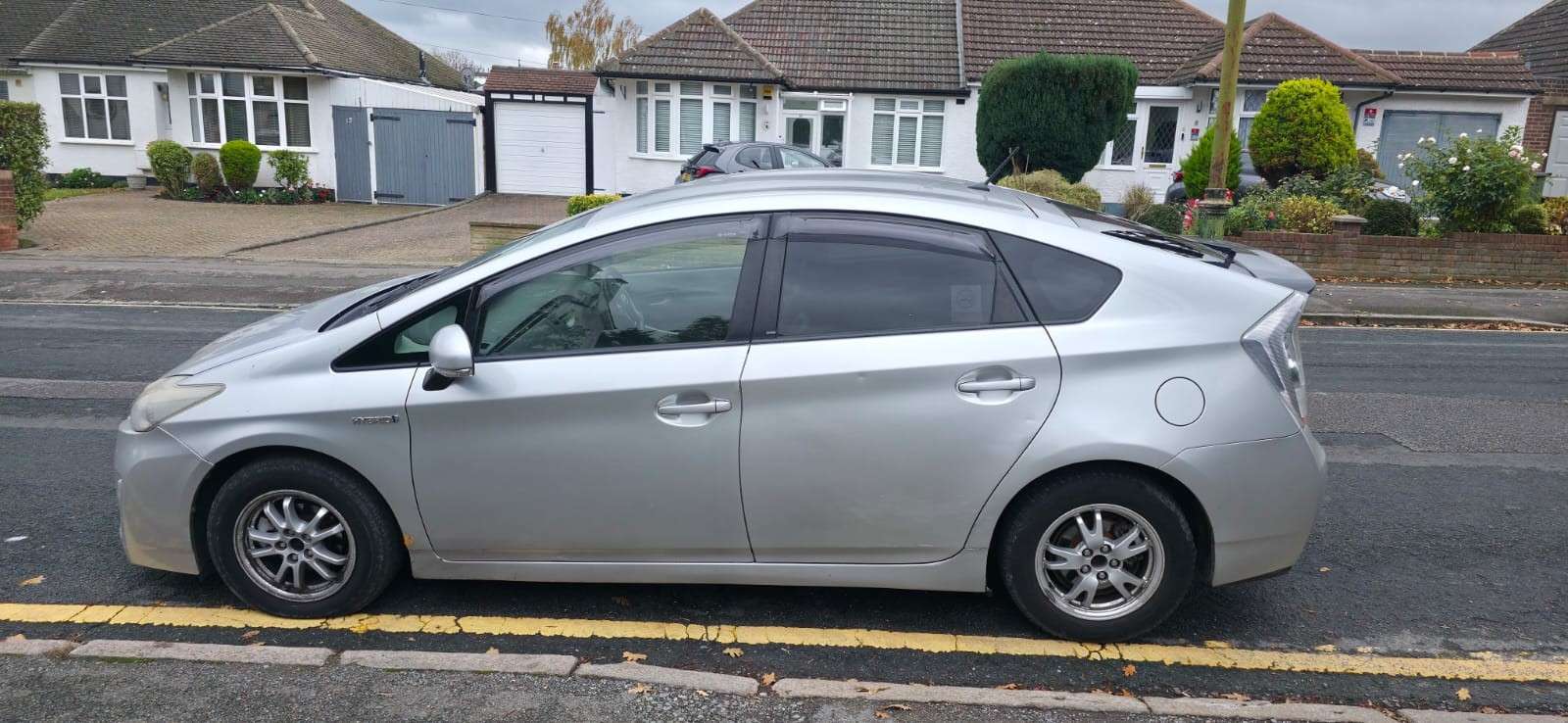 2012 TOYOTA PRIUS 2012 TOYOTA PRIUS