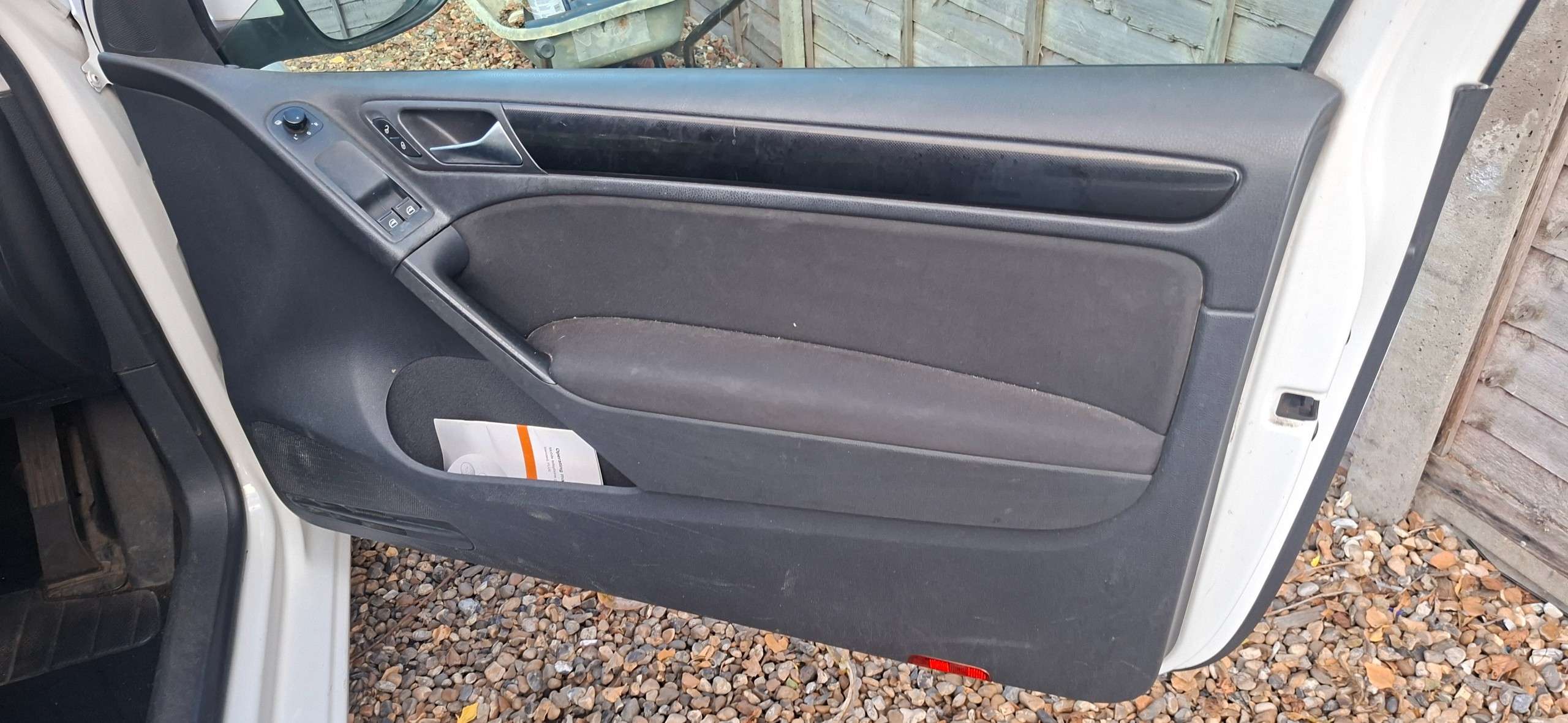 2011 VOLKSWAGEN GOLF 2011 VOLKSWAGEN GOLF