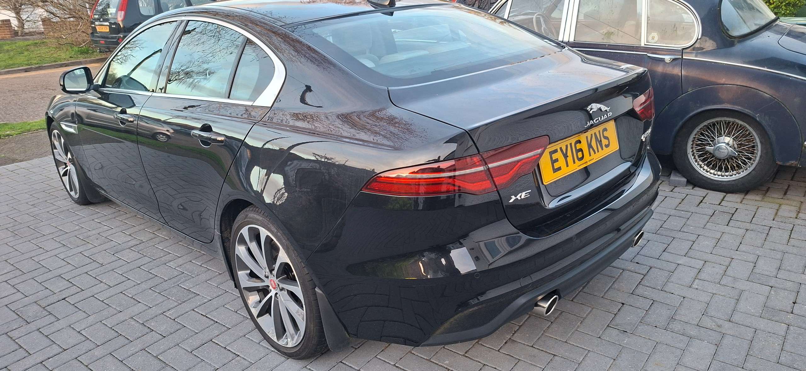 A 2019 JAGUAR XE 2.0 P250i S Saloon 4dr Petrol Auto Euro 6 (s/s) (250 ps) A 2019 JAGUAR XE 2.0 P250i S Saloon 4dr Petrol Auto Euro 6 (s/s) (250 ps)