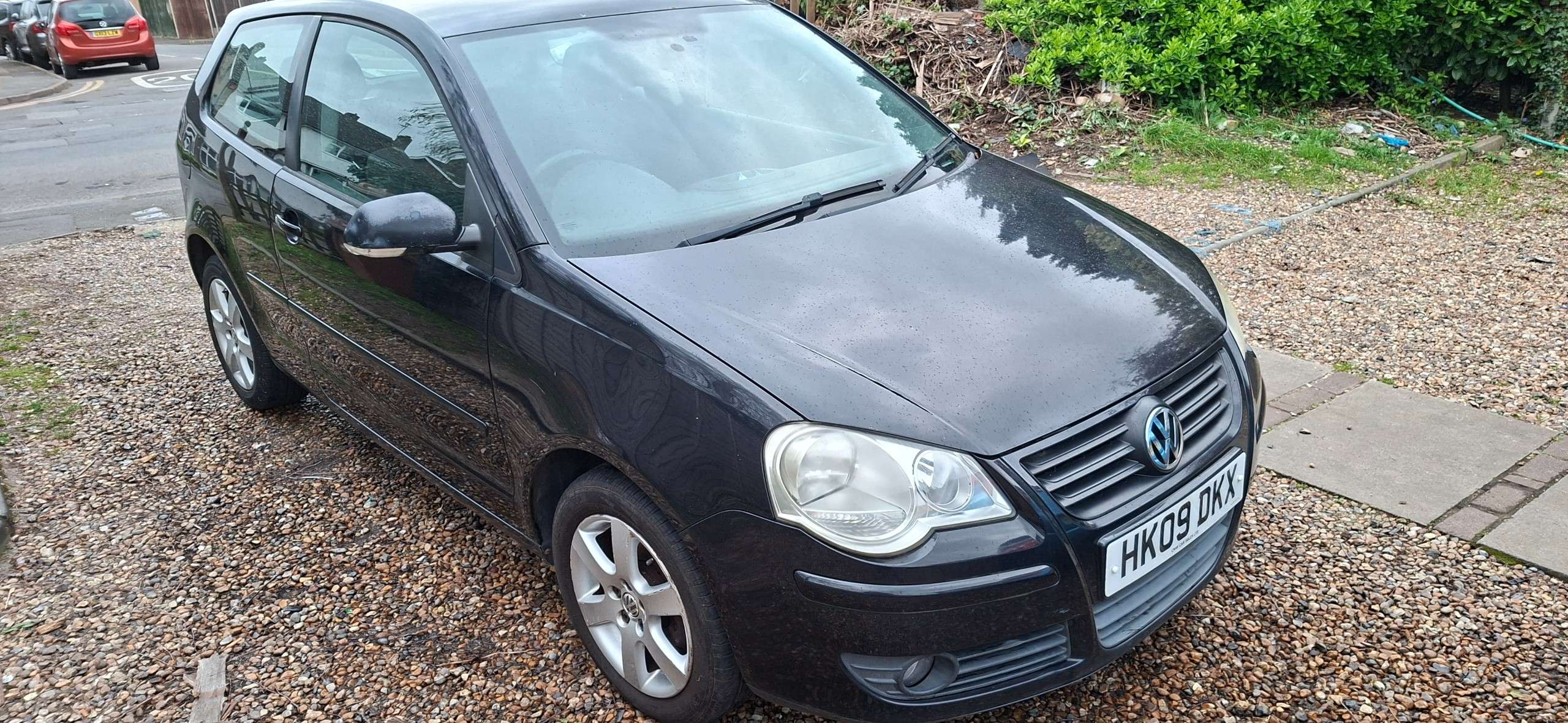 A 2009 VOLKSWAGEN POLO 1.4 Match Hatchback 3dr Petrol Manual (150 g/km, 79 bhp) A 2009 VOLKSWAGEN POLO 1.4 Match Hatchback 3dr Petrol Manual (150 g/km, 79 bhp)