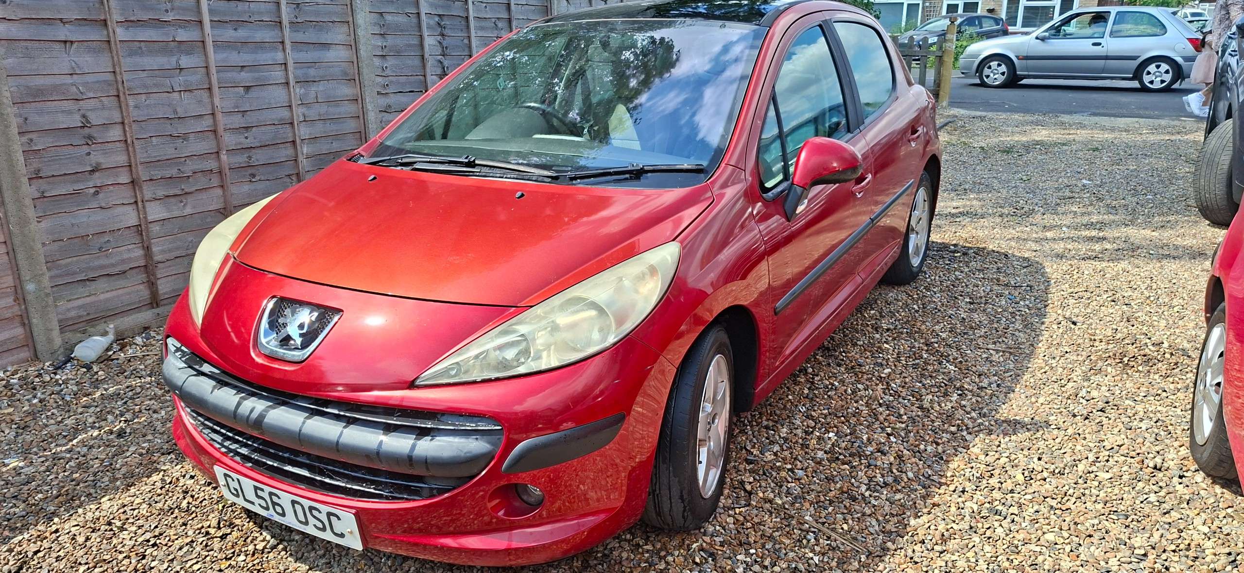 A 2007 PEUGEOT 207 SE A 2007 PEUGEOT 207 SE