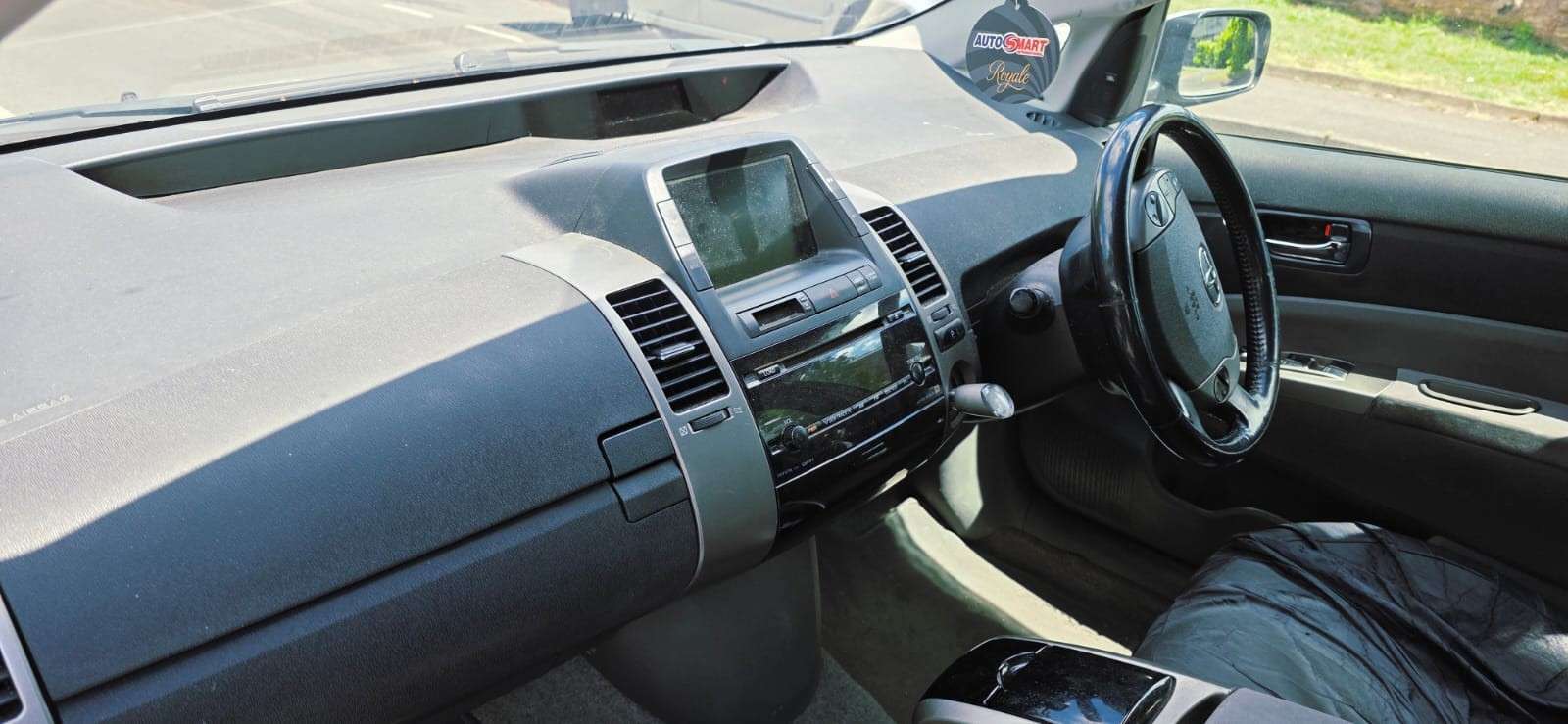 A 2009 TOYOTA PRIUS 1.5 T4 Hatchback 5dr Petrol Hybrid CVT (104 g/km, 76 bhp) A 2009 TOYOTA PRIUS 1.5 T4 Hatchback 5dr Petrol Hybrid CVT (104 g/km, 76 bhp)