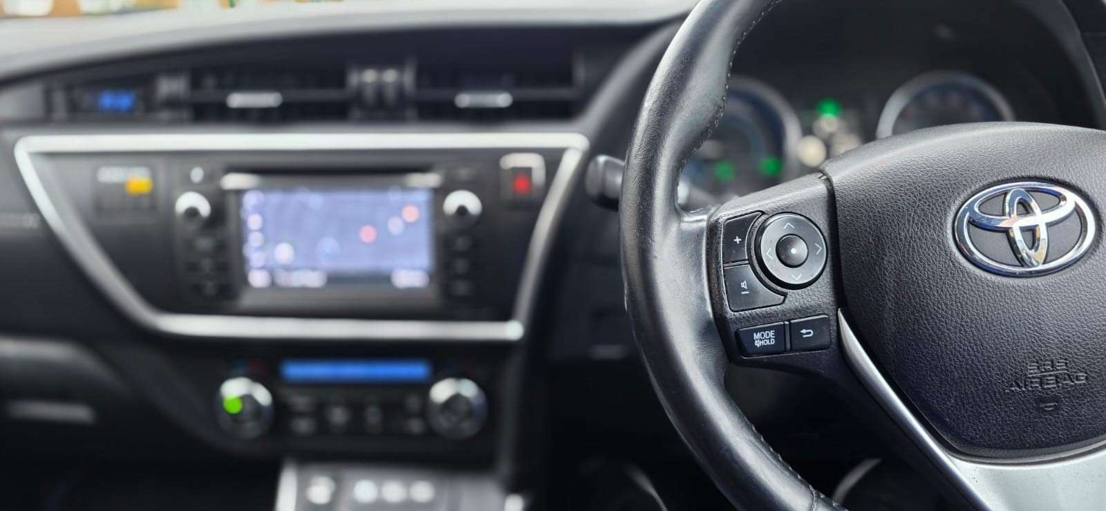 2013 TOYOTA AURIS 2013 TOYOTA AURIS