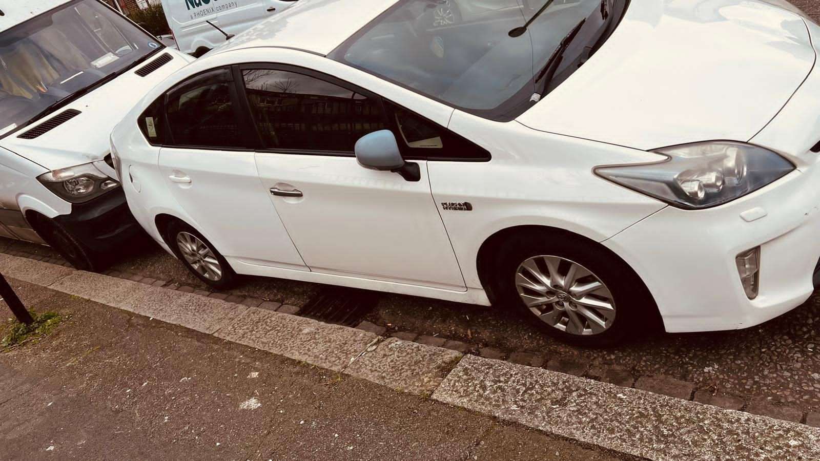 A 2015 TOYOTA PRIUS 1.8 VVT-h Hatchback 5dr Petrol Plug-in Hybrid CVT Euro 5 (s/s) (136 ps) A 2015 TOYOTA PRIUS 1.8 VVT-h Hatchback 5dr Petrol Plug-in Hybrid CVT Euro 5 (s/s) (136 ps)