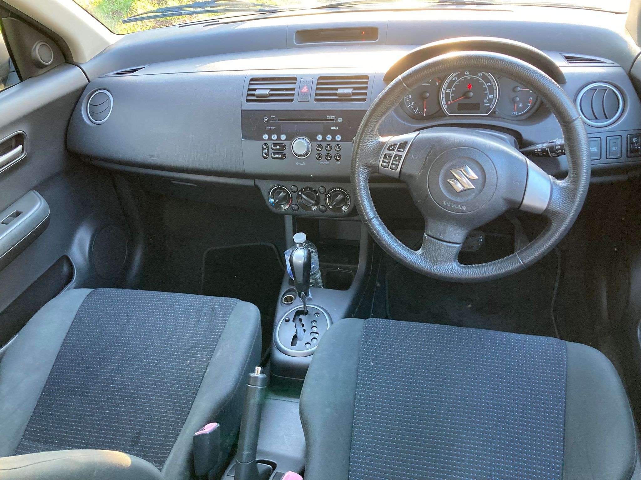 2009 SUZUKI SWIFT 2009 SUZUKI SWIFT