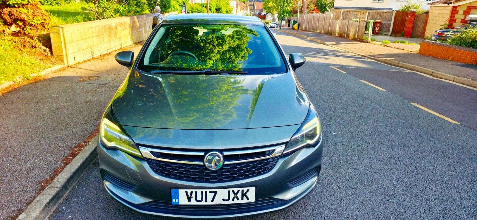 A 2017 VAUXHALL ASTRA 1.6 CDTi ecoFLEX Tech Line Hatchback 5dr Diesel Manual Euro 6 (s/s) (110 ps) A 2017 VAUXHALL ASTRA 1.6 CDTi ecoFLEX Tech Line Hatchback 5dr Diesel Manual Euro 6 (s/s) (110 ps)
