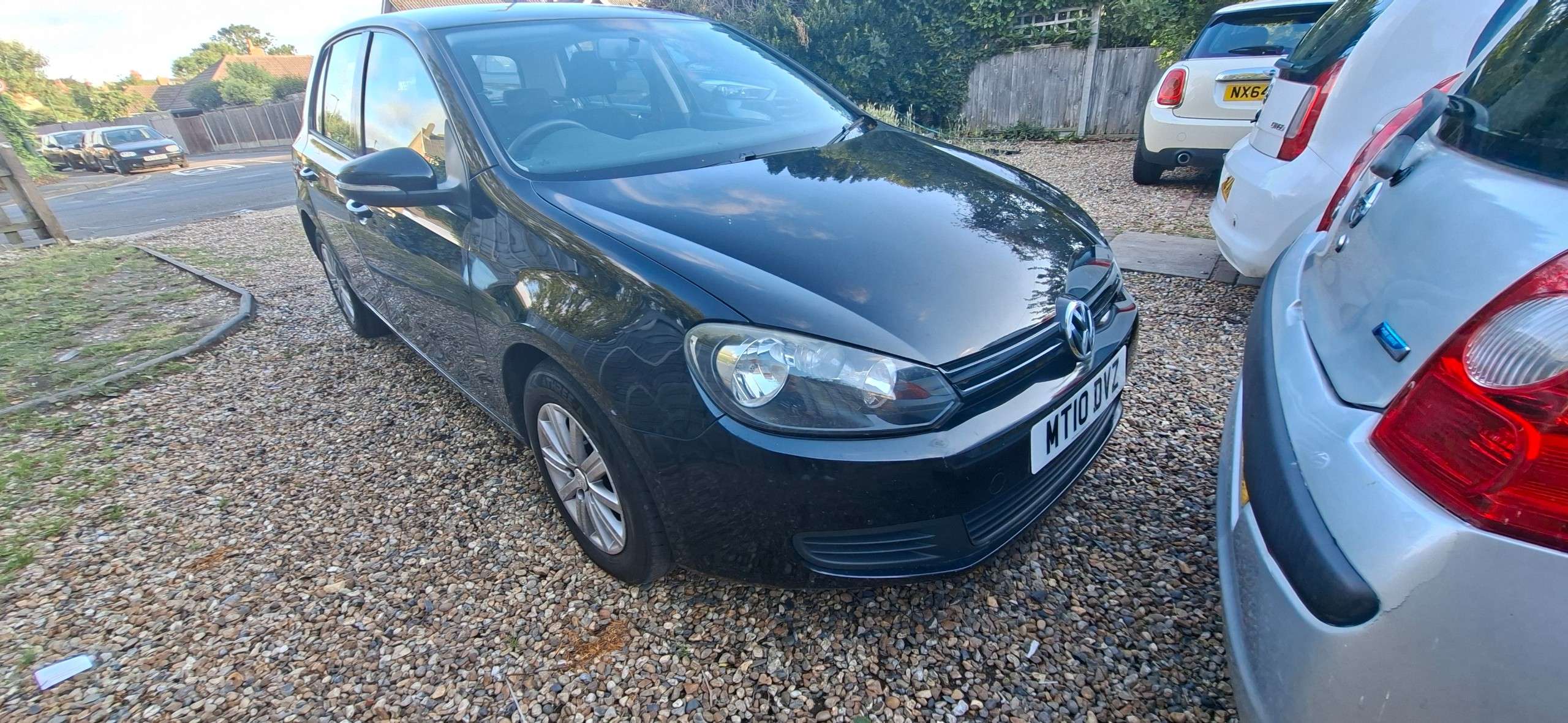 A 2010 VOLKSWAGEN GOLF 1.4 S Hatchback 5dr Petrol Manual Euro 5 (80 ps) A 2010 VOLKSWAGEN GOLF 1.4 S Hatchback 5dr Petrol Manual Euro 5 (80 ps)