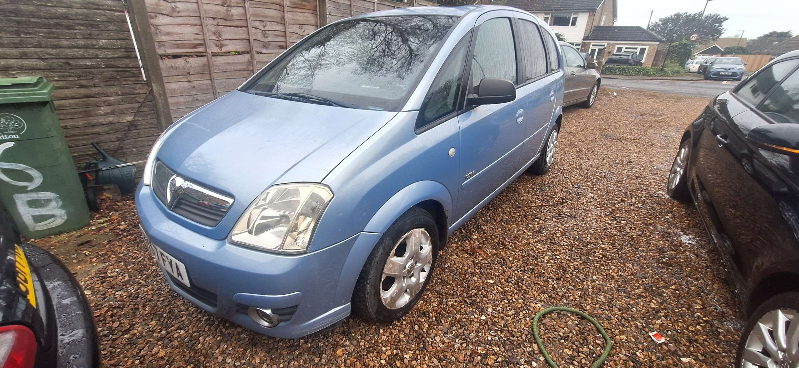 A 2007 VAUXHALL MERIVA 1.6i 16v Design MPV 5dr Petrol Manual (a/c) (159 g/km, 104 bhp) A 2007 VAUXHALL MERIVA 1.6i 16v Design MPV 5dr Petrol Manual (a/c) (159 g/km, 104 bhp)