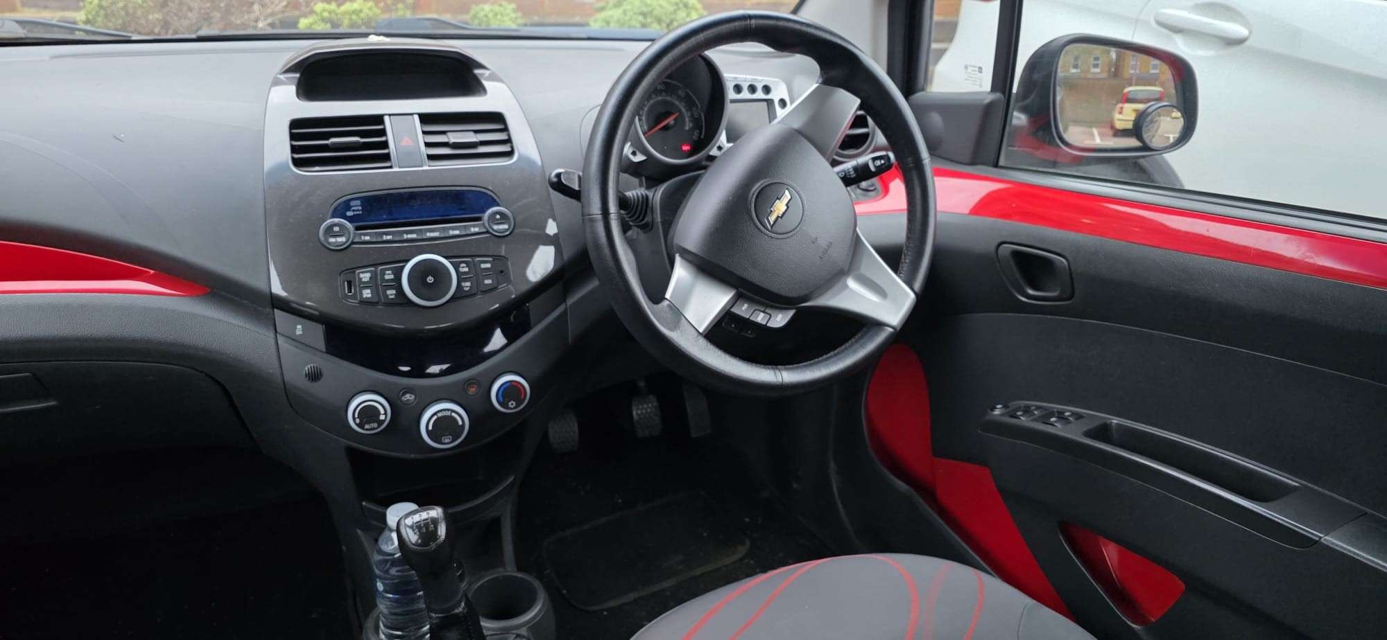 A 2012 CHEVROLET SPARK 1.2i LT Hatchback 5dr Petrol Manual Euro 5 (81 ps) A 2012 CHEVROLET SPARK 1.2i LT Hatchback 5dr Petrol Manual Euro 5 (81 ps)