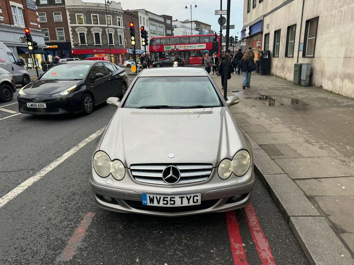 Check out this Mercedes-benz Clk 2005 Petrol Automatic