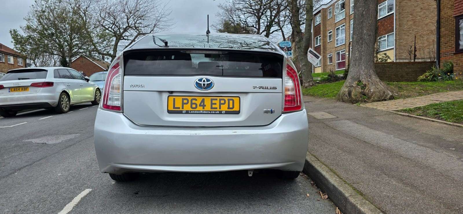 2015 TOYOTA PRIUS 2015 TOYOTA PRIUS