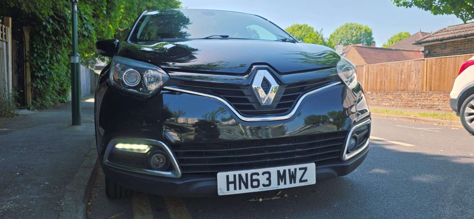 A 2013 RENAULT CAPTUR 0.9 TCe ENERGY Dynamique MediaNav SUV 5dr Petrol Manual Euro 5 (s/s) (90 ps) A 2013 RENAULT CAPTUR 0.9 TCe ENERGY Dynamique MediaNav SUV 5dr Petrol Manual Euro 5 (s/s) (90 ps)