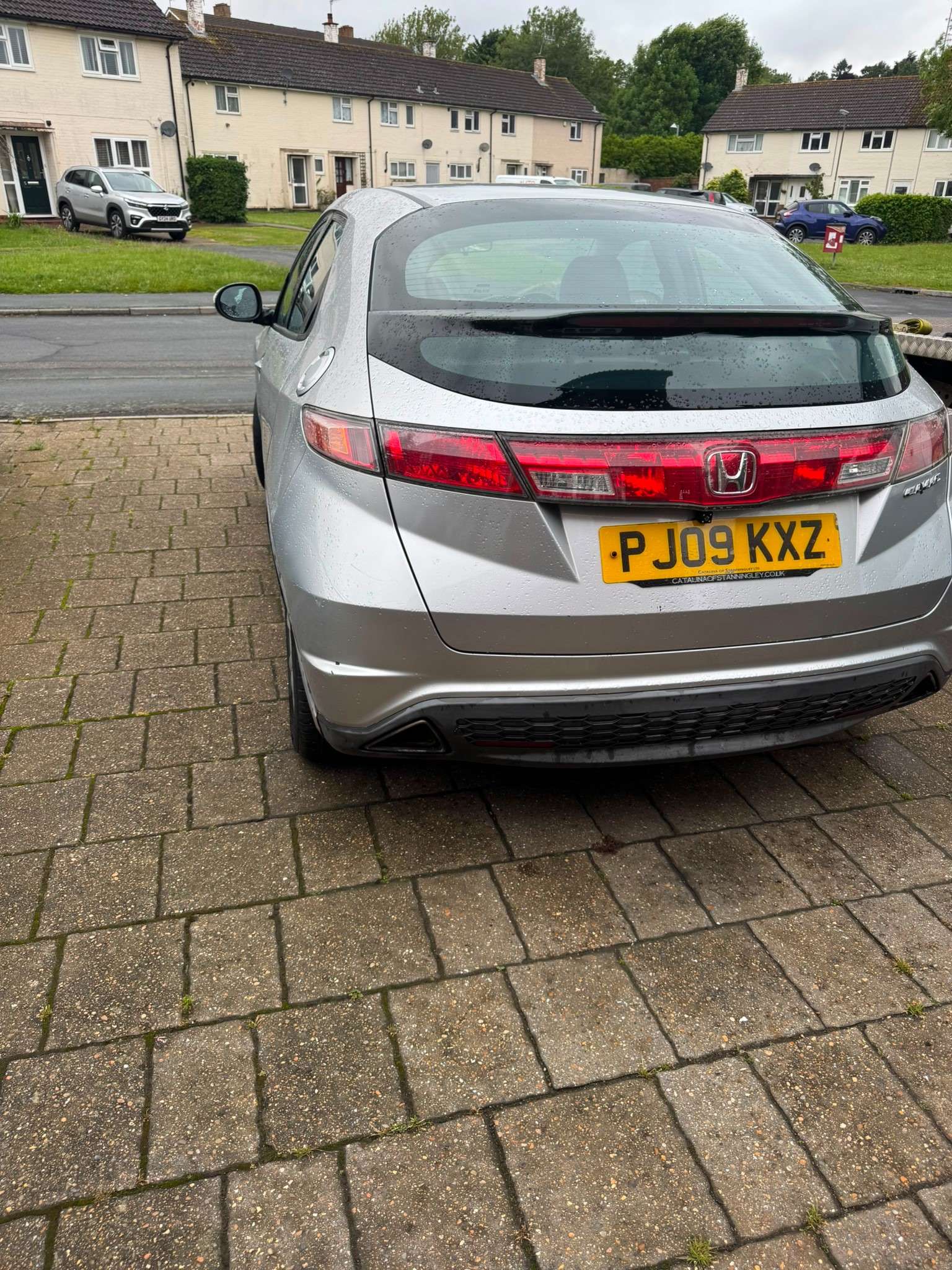 A 2009 HONDA CIVIC 1.8 i-VTEC SE Hatchback 5dr Petrol Manual (152 g/km, 138 bhp) A 2009 HONDA CIVIC 1.8 i-VTEC SE Hatchback 5dr Petrol Manual (152 g/km, 138 bhp)