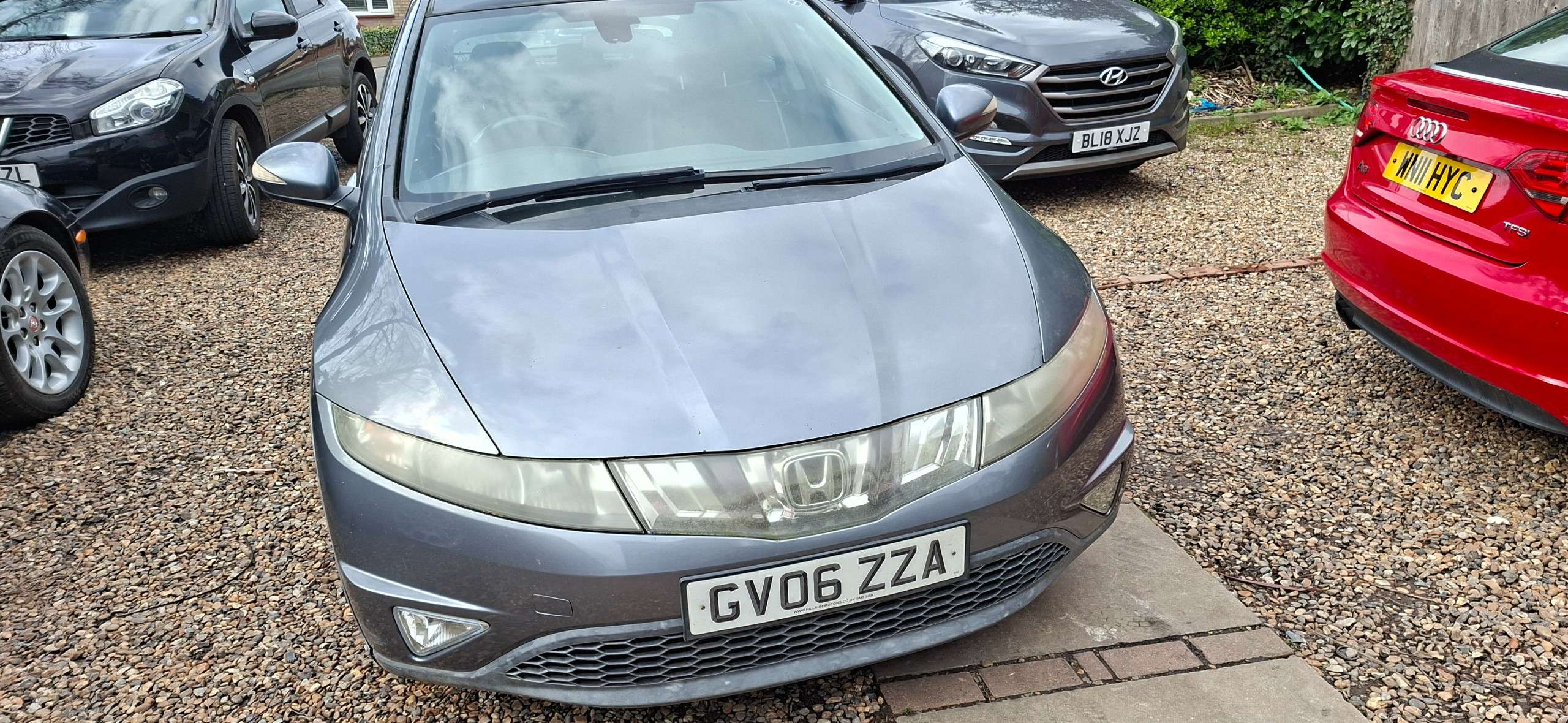 A 2006 HONDA CIVIC 1.8 i-VTEC ES Hatchback 5dr Petrol Manual (152 g/km, 138 bhp) A 2006 HONDA CIVIC 1.8 i-VTEC ES Hatchback 5dr Petrol Manual (152 g/km, 138 bhp)