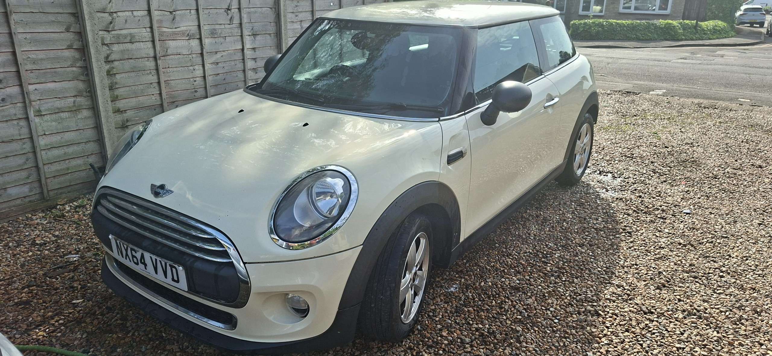 A 2014 MINI HATCH 1.5 One D Hatchback 3dr Diesel Manual Euro 6 (s/s) (95 ps) A 2014 MINI HATCH 1.5 One D Hatchback 3dr Diesel Manual Euro 6 (s/s) (95 ps)