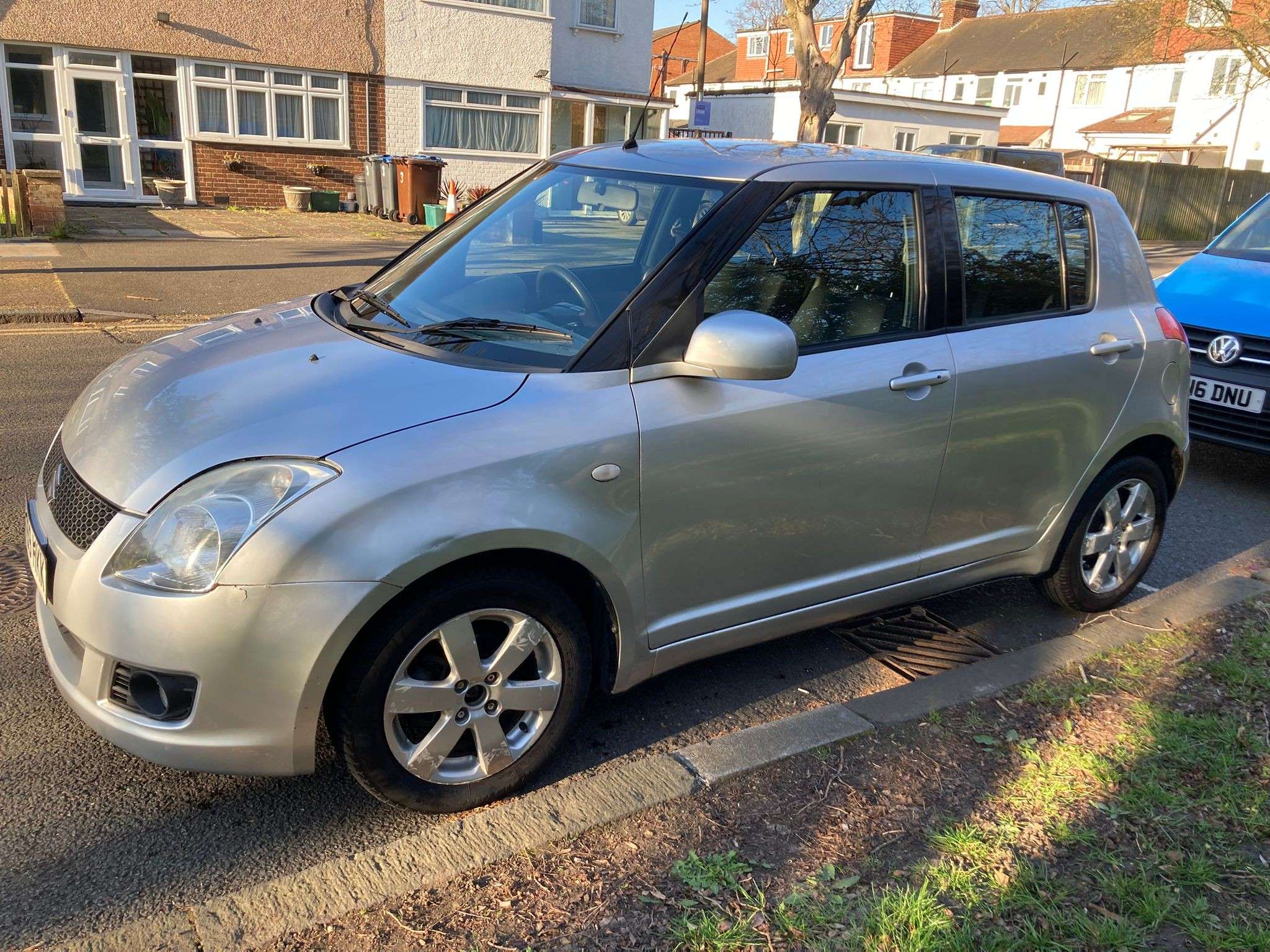 2009 SUZUKI SWIFT 2009 SUZUKI SWIFT