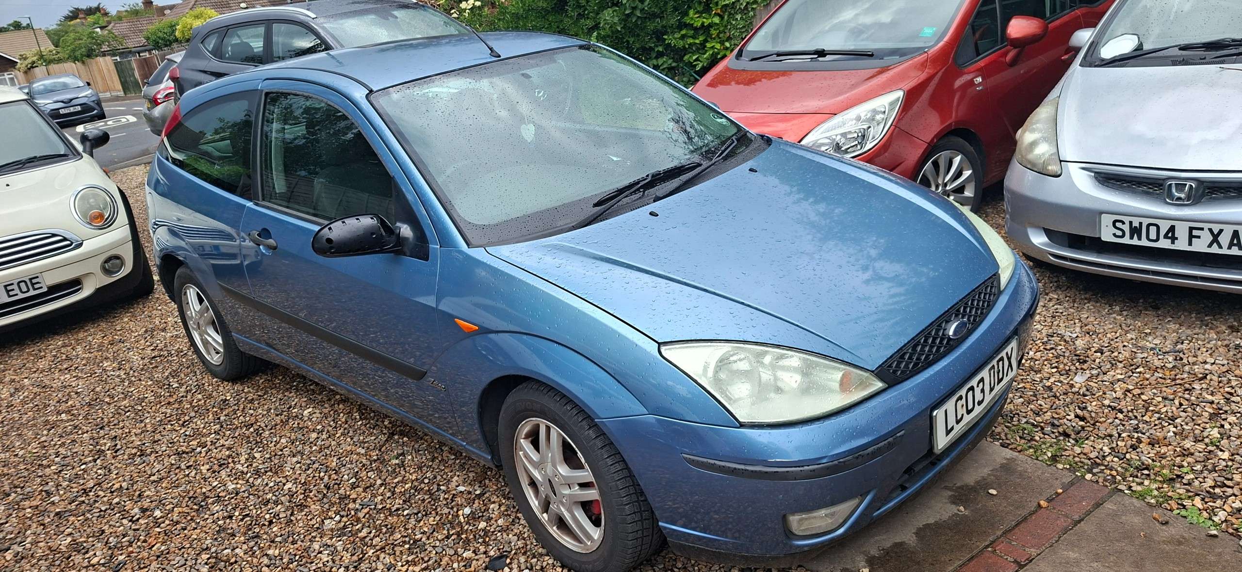 A 2003 FORD FOCUS 1.6i 16v Zetec Hatchback 3dr Petrol Manual (165 g/km, 99 bhp) A 2003 FORD FOCUS 1.6i 16v Zetec Hatchback 3dr Petrol Manual (165 g/km, 99 bhp)