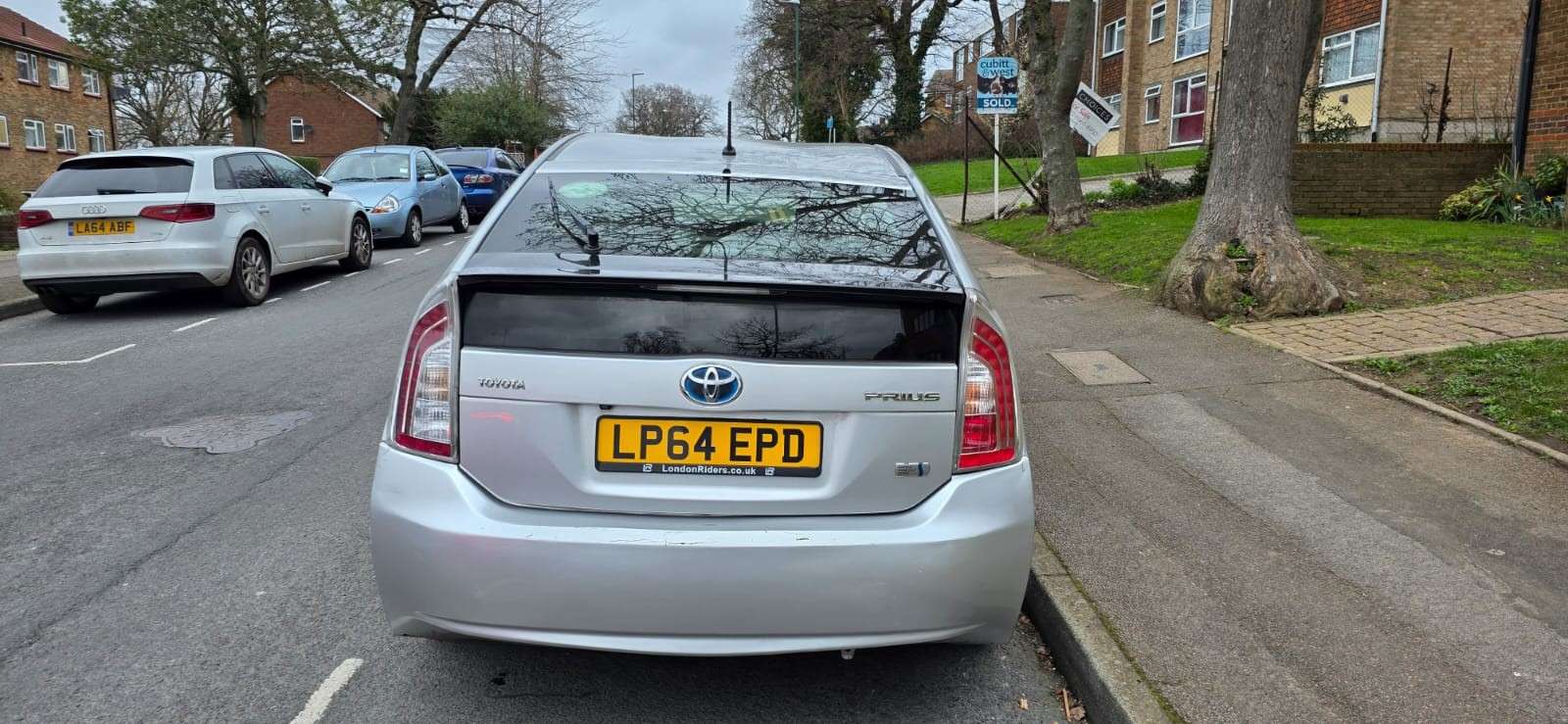 2015 TOYOTA PRIUS 2015 TOYOTA PRIUS