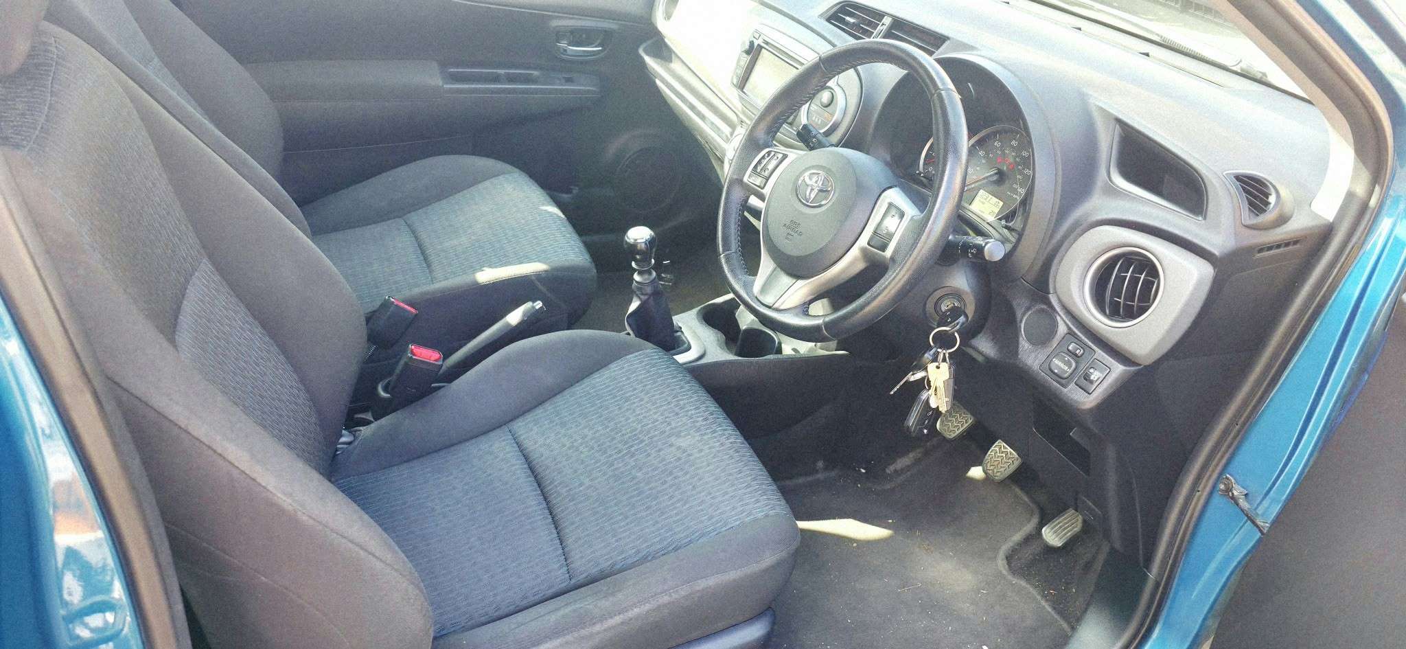 2013 TOYOTA YARIS 2013 TOYOTA YARIS