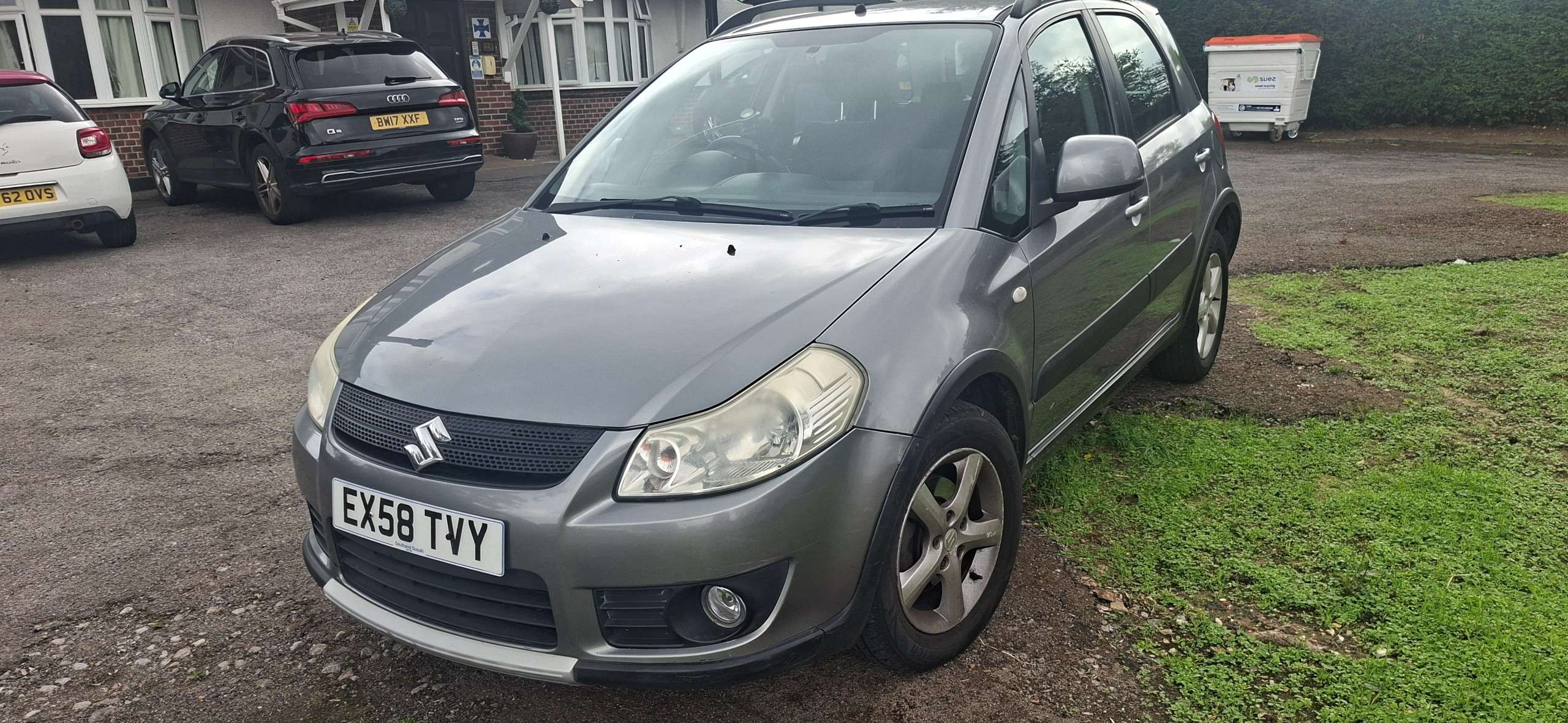 A 2008 SUZUKI SX4 1.6 16V GLX SUV 5dr Petrol Auto Euro 4 (106 ps) A 2008 SUZUKI SX4 1.6 16V GLX SUV 5dr Petrol Auto Euro 4 (106 ps)