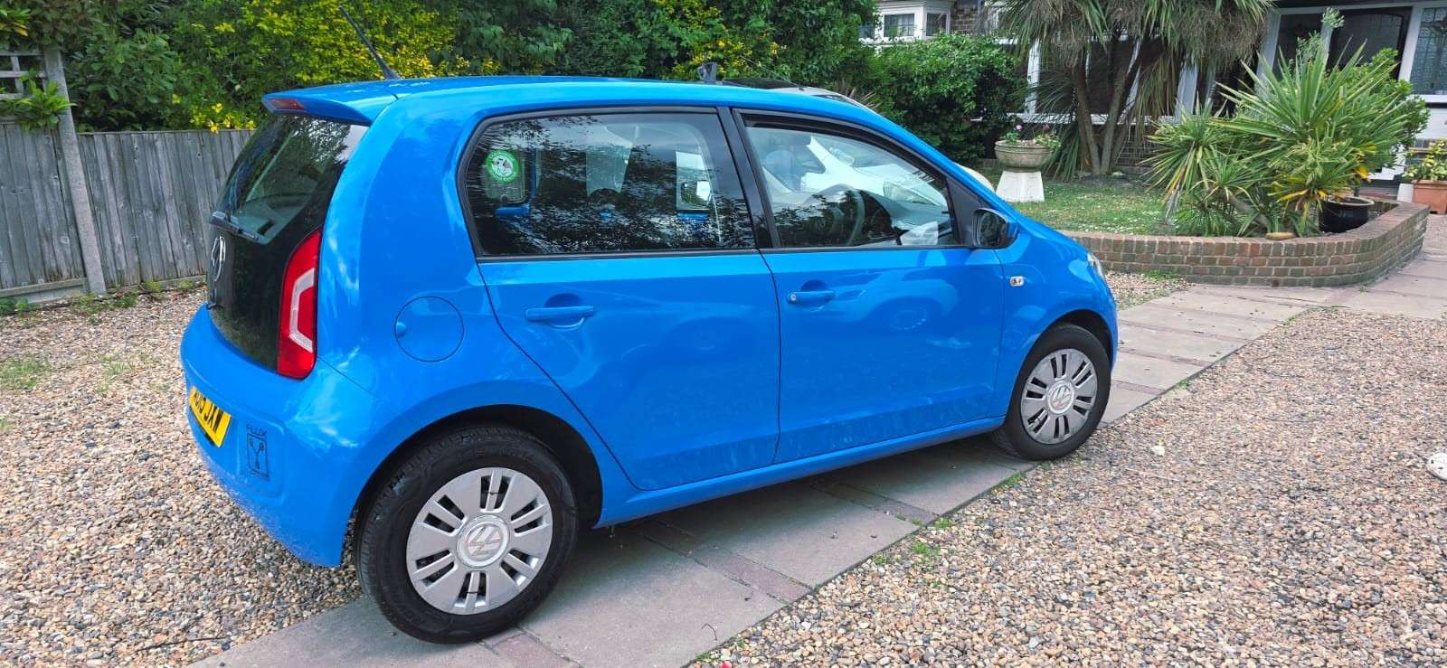 2015 VOLKSWAGEN UP! 2015 VOLKSWAGEN UP!