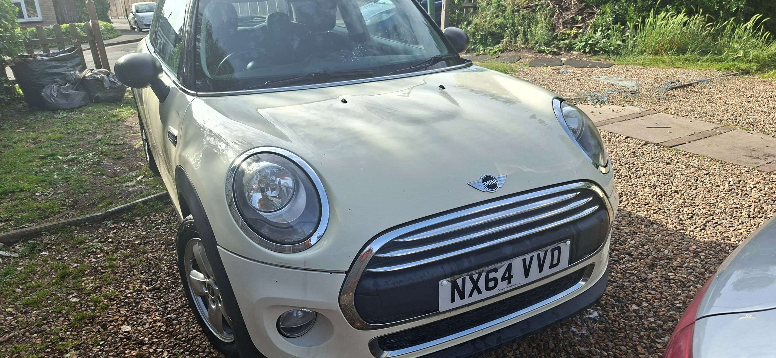 A 2014 MINI HATCH 1.5 One D Hatchback 3dr Diesel Manual Euro 6 (s/s) (95 ps) A 2014 MINI HATCH 1.5 One D Hatchback 3dr Diesel Manual Euro 6 (s/s) (95 ps)