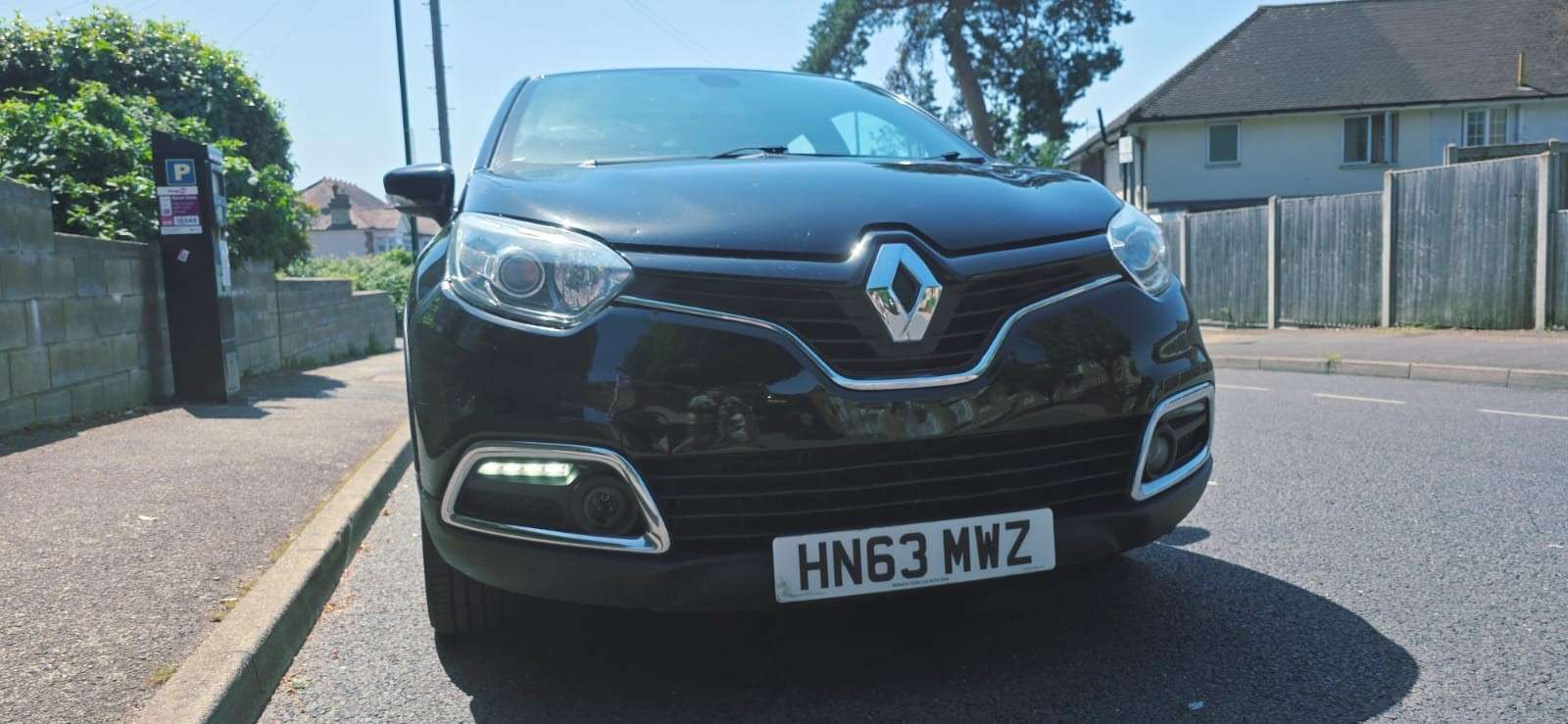 A 2013 RENAULT CAPTUR 0.9 TCe ENERGY Dynamique MediaNav SUV 5dr Petrol Manual Euro 5 (s/s) (90 ps) A 2013 RENAULT CAPTUR 0.9 TCe ENERGY Dynamique MediaNav SUV 5dr Petrol Manual Euro 5 (s/s) (90 ps)