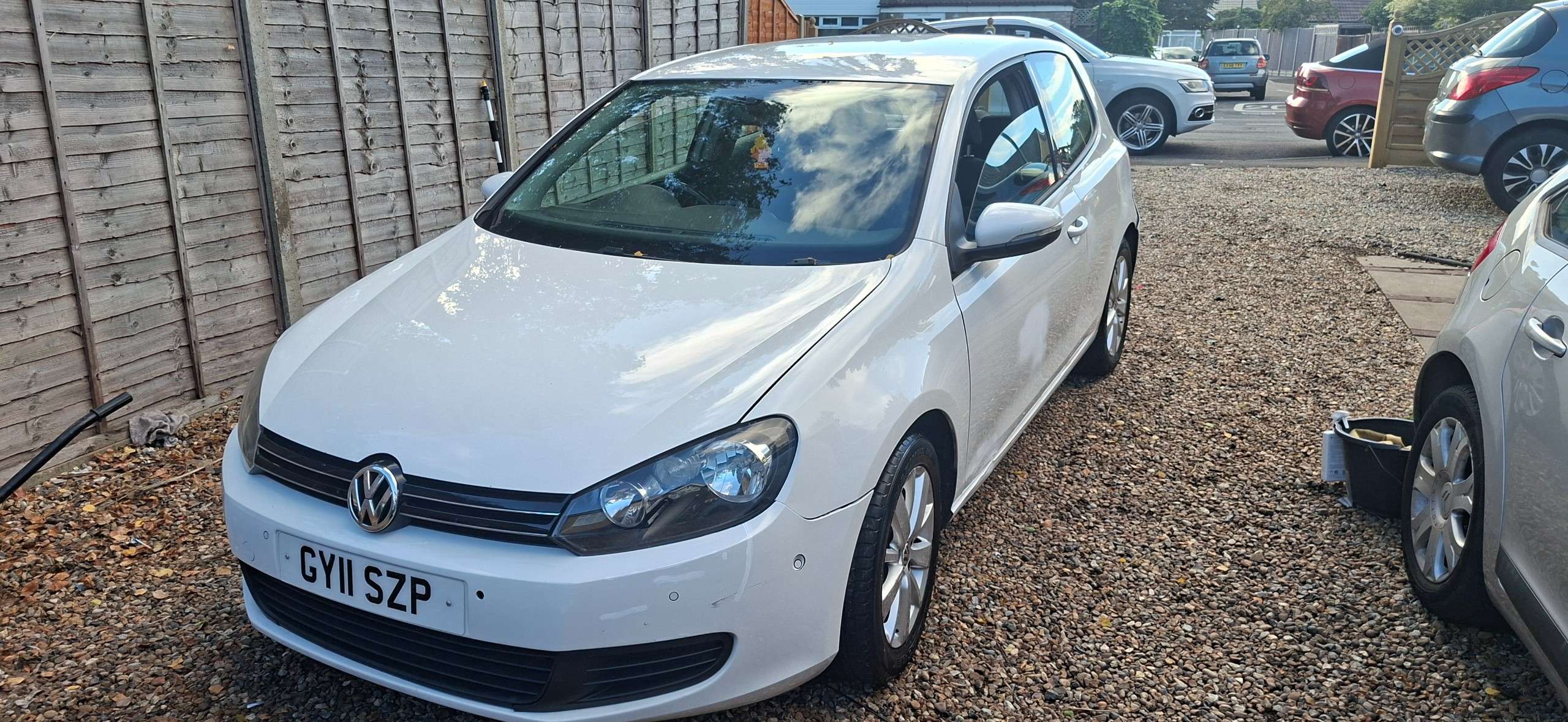 A 2011 VOLKSWAGEN GOLF 1.4 TSI Match Hatchback 3dr Petrol Manual Euro 5 (122 ps) A 2011 VOLKSWAGEN GOLF 1.4 TSI Match Hatchback 3dr Petrol Manual Euro 5 (122 ps)