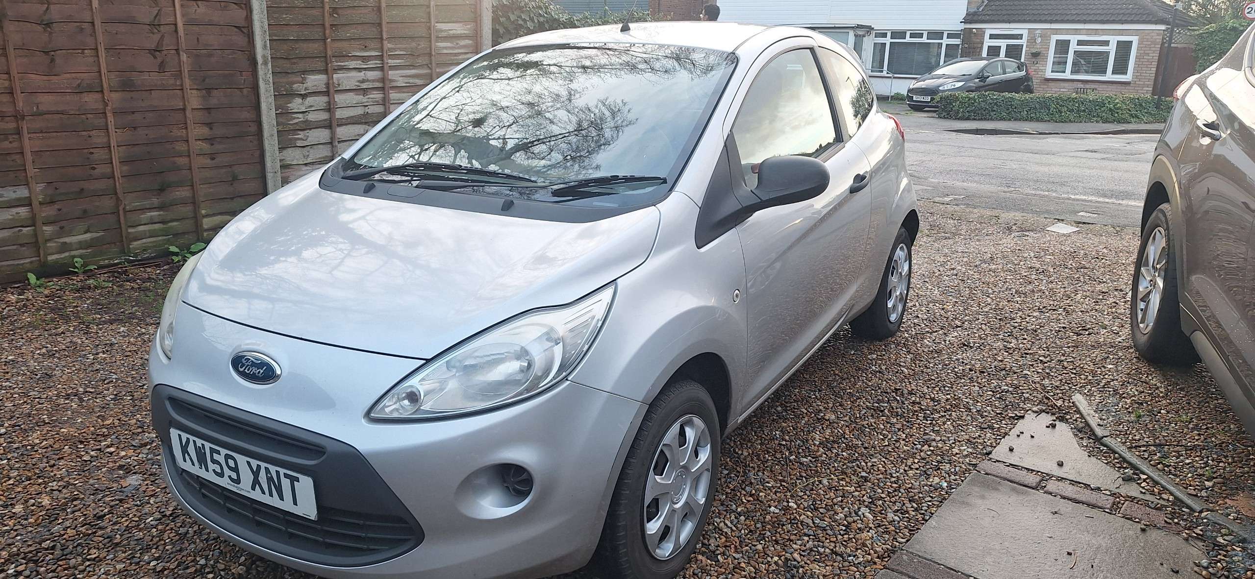 A 2010 FORD KA 1.2 Studio Hatchback 3dr Petrol Manual Euro 4 (69 ps) A 2010 FORD KA 1.2 Studio Hatchback 3dr Petrol Manual Euro 4 (69 ps)