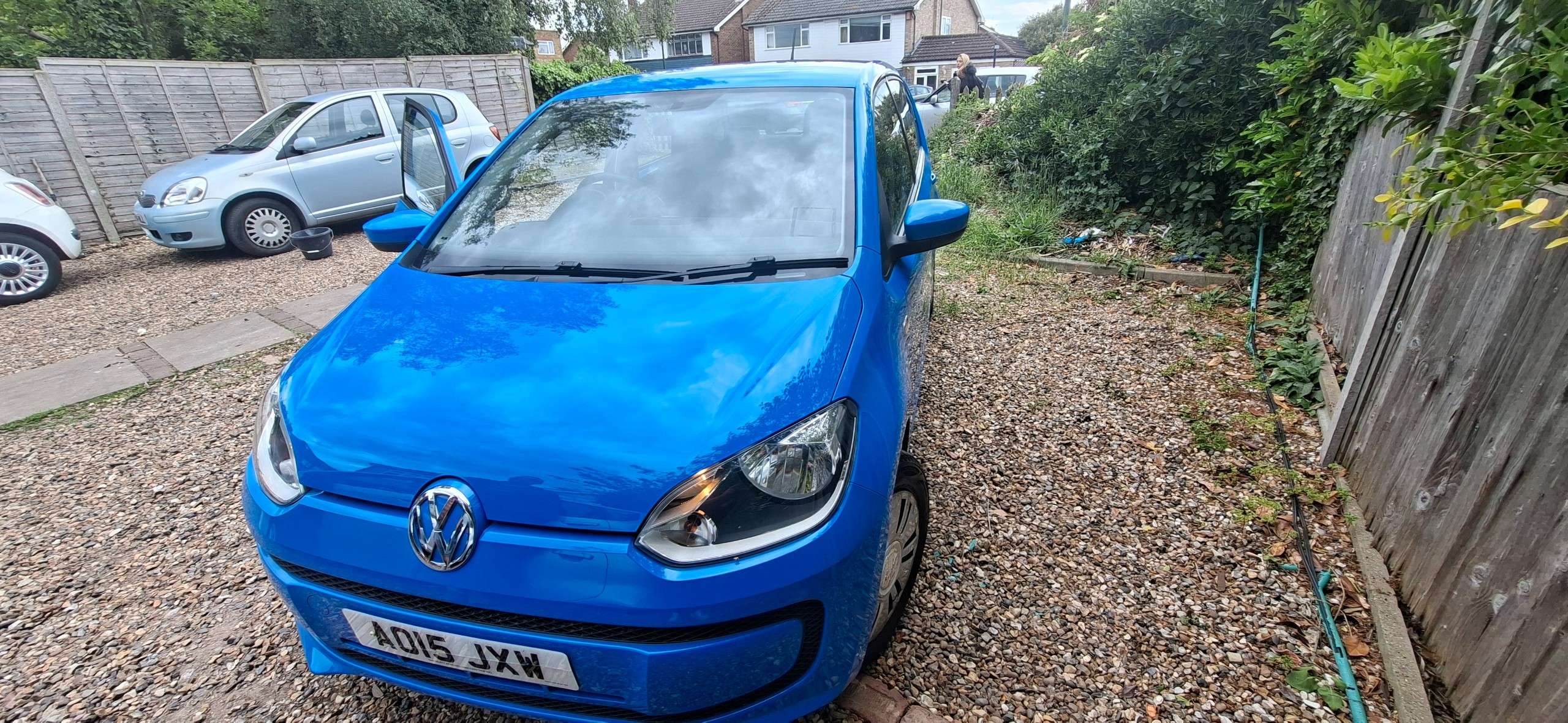 A 2015 VOLKSWAGEN UP! 1.0 Move up hatchback 5dr Petrol Manual Euro 5 (60 ps) A 2015 VOLKSWAGEN UP! 1.0 Move up hatchback 5dr Petrol Manual Euro 5 (60 ps)