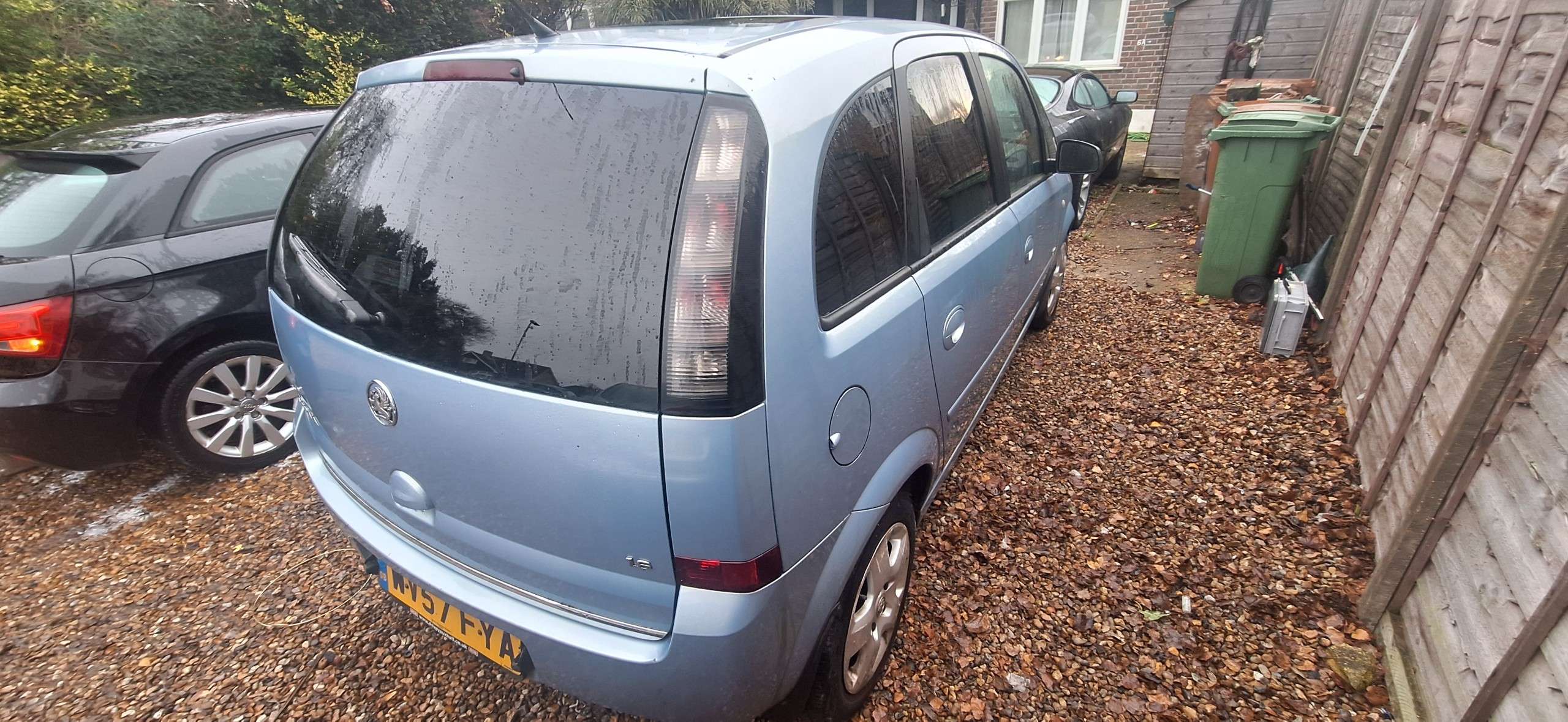 A 2007 VAUXHALL MERIVA 1.6i 16v Design MPV 5dr Petrol Manual (a/c) (159 g/km, 104 bhp) A 2007 VAUXHALL MERIVA 1.6i 16v Design MPV 5dr Petrol Manual (a/c) (159 g/km, 104 bhp)