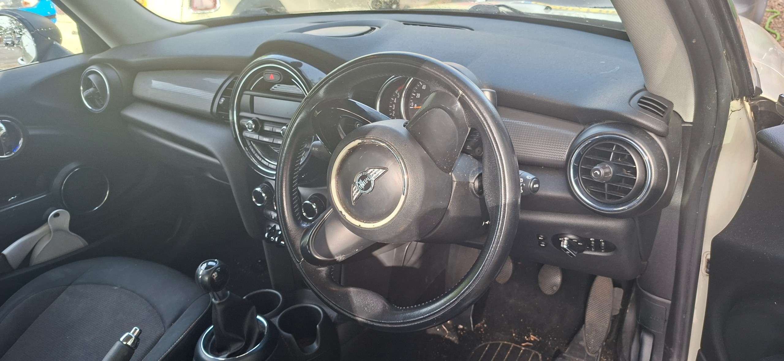 A 2014 MINI HATCH 1.5 One D Hatchback 3dr Diesel Manual Euro 6 (s/s) (95 ps) A 2014 MINI HATCH 1.5 One D Hatchback 3dr Diesel Manual Euro 6 (s/s) (95 ps)