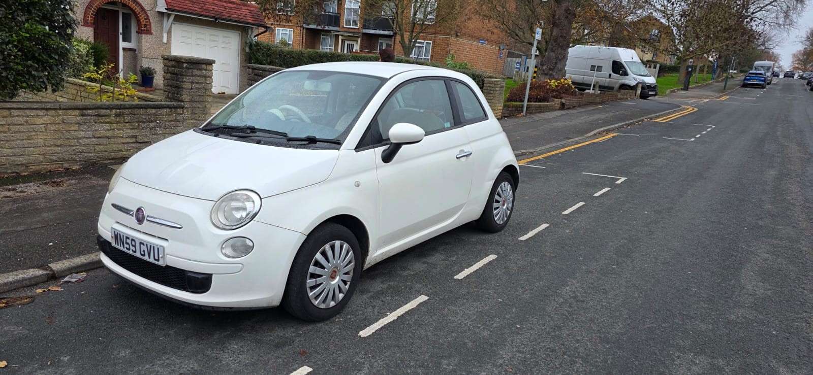 A 2009 FIAT 500 1.2 Pop Hatchback 3dr Petrol Manual Euro 5 (s/s) (69 bhp) A 2009 FIAT 500 1.2 Pop Hatchback 3dr Petrol Manual Euro 5 (s/s) (69 bhp)