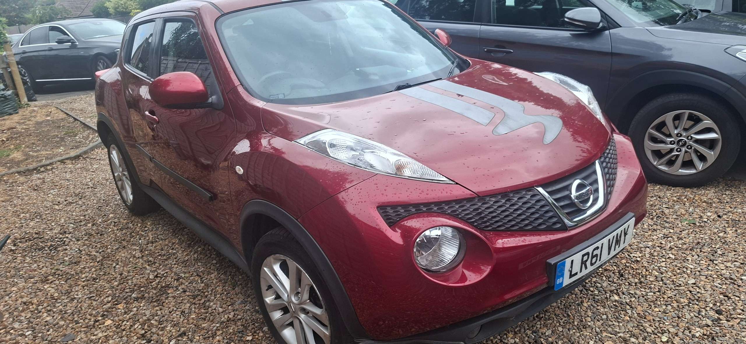A 2011 NISSAN JUKE 1.6 Acenta SUV 5dr Petrol Manual Euro 5 (117 ps) A 2011 NISSAN JUKE 1.6 Acenta SUV 5dr Petrol Manual Euro 5 (117 ps)