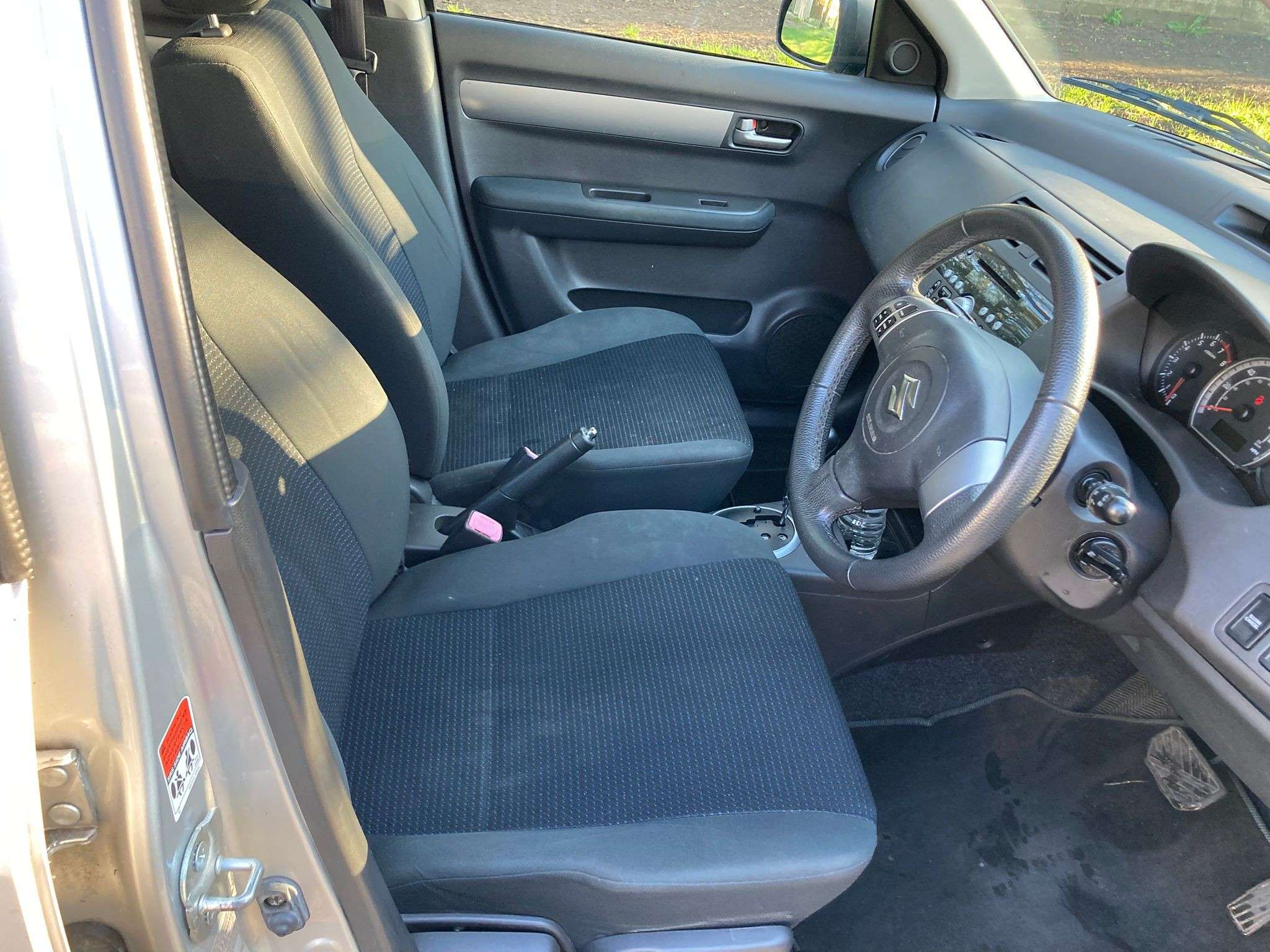 2009 SUZUKI SWIFT 2009 SUZUKI SWIFT