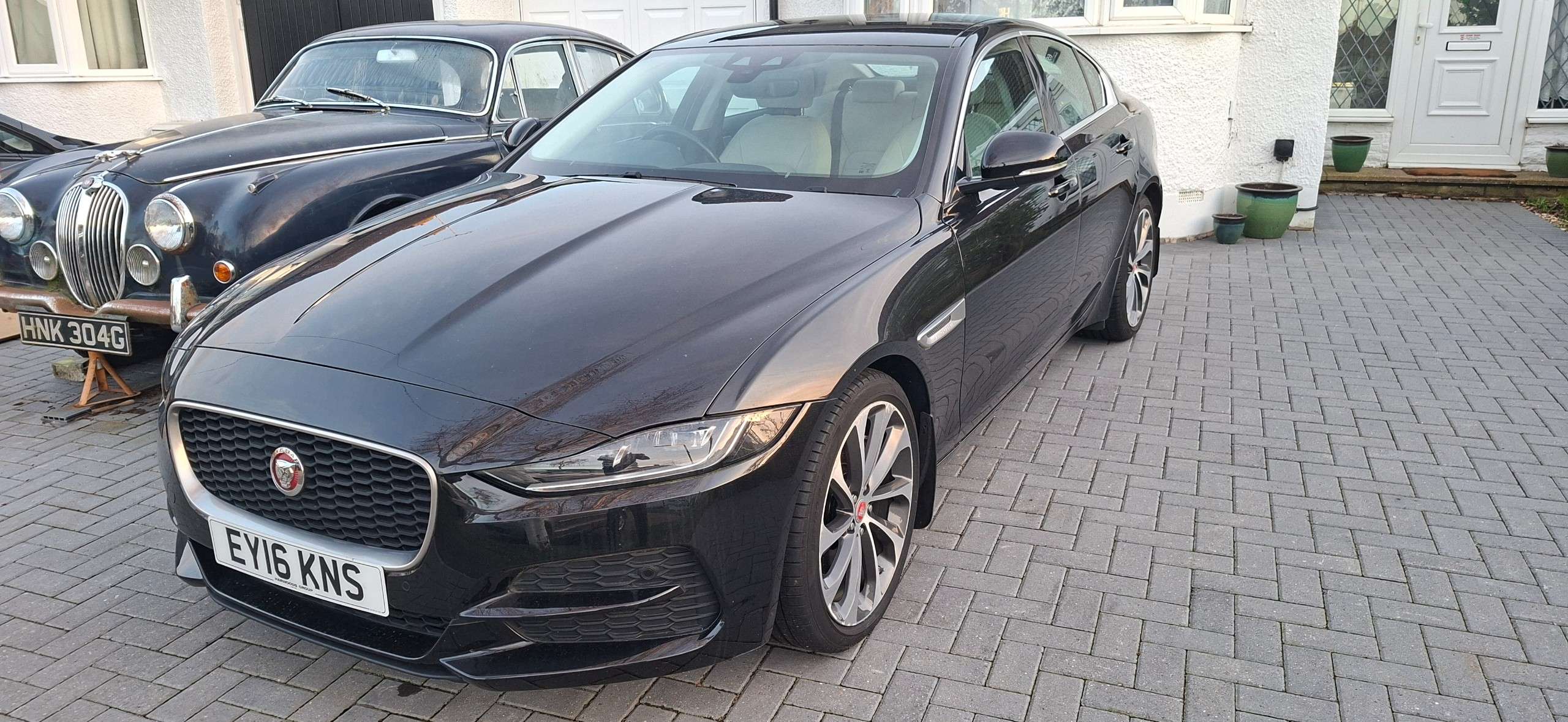 2019 JAGUAR XE 2019 JAGUAR XE
