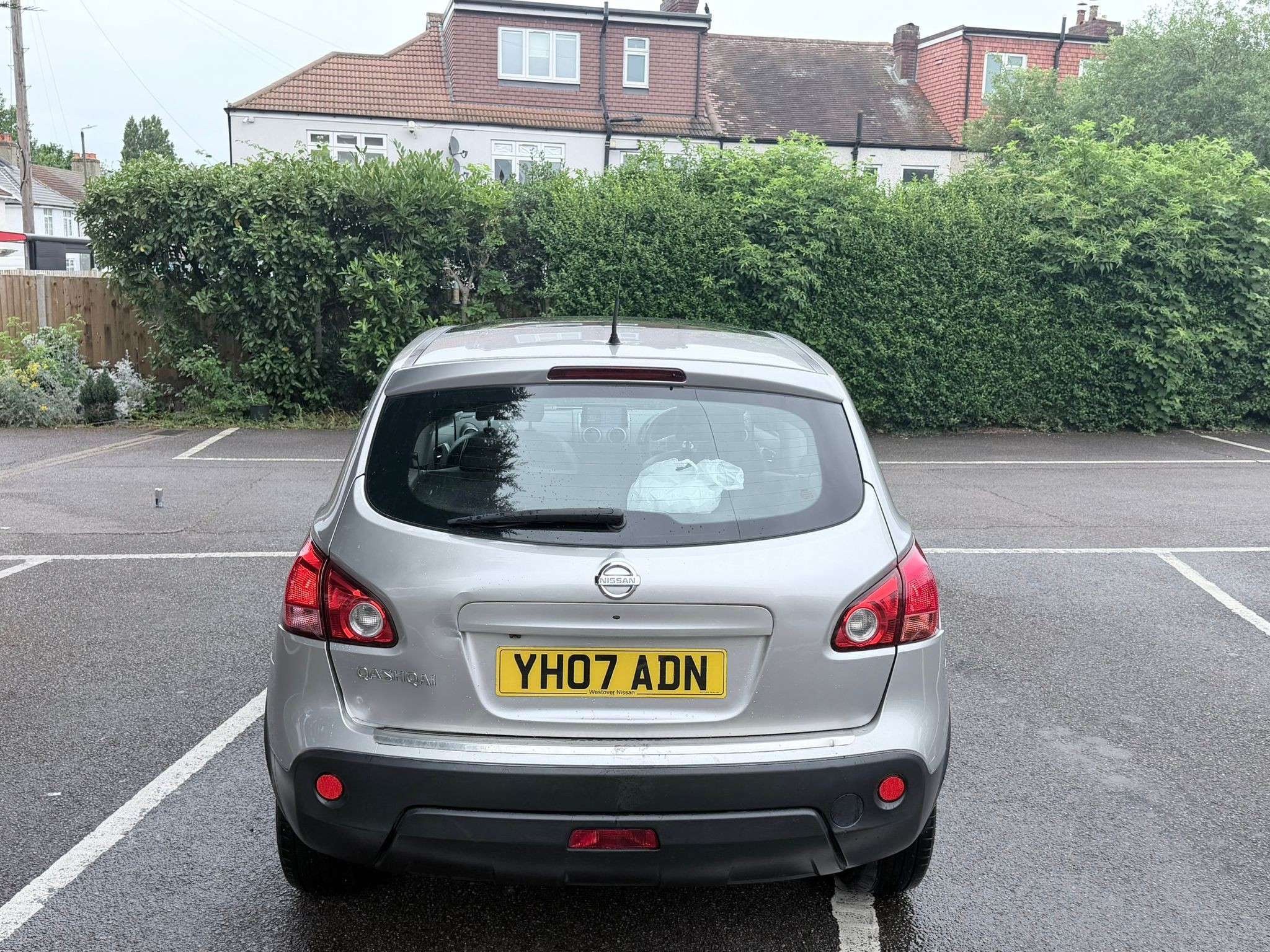 A 2007 NISSAN QASHQAI 2.0 Tekna Hatchback 5dr Petrol CVT 4WD (201 g/km, 139 bhp) A 2007 NISSAN QASHQAI 2.0 Tekna Hatchback 5dr Petrol CVT 4WD (201 g/km, 139 bhp)
