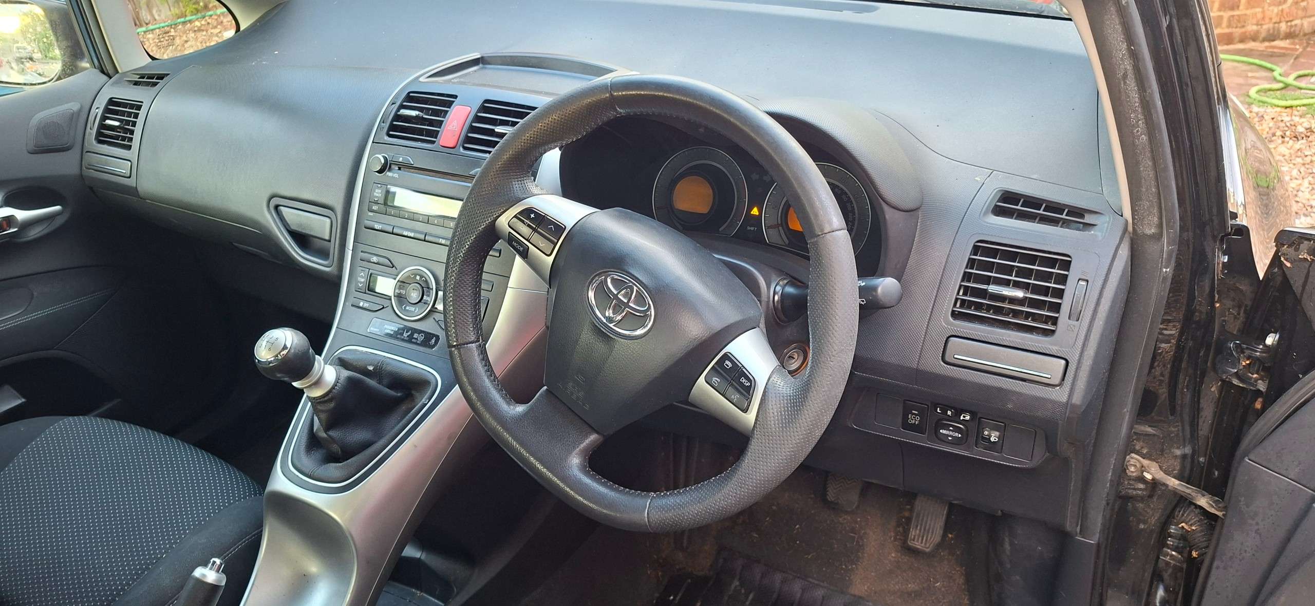2012 TOYOTA AURIS 2012 TOYOTA AURIS