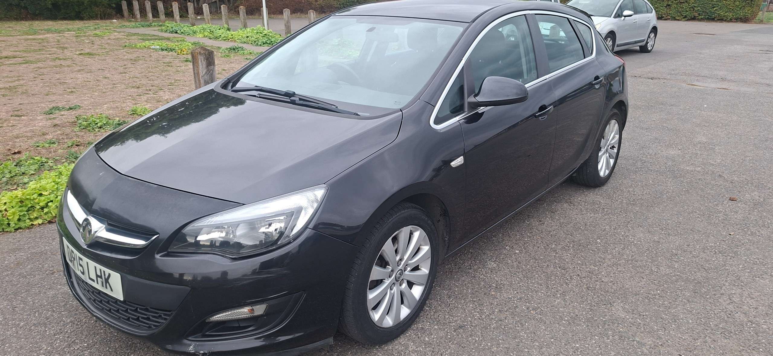 A 2015 VAUXHALL ASTRA 1.6 CDTi ecoFLEX 94g Tech Line Hatchback 5dr Diesel Manual Euro 6 (s/s) (110 ps) A 2015 VAUXHALL ASTRA 1.6 CDTi ecoFLEX 94g Tech Line Hatchback 5dr Diesel Manual Euro 6 (s/s) (110 ps)