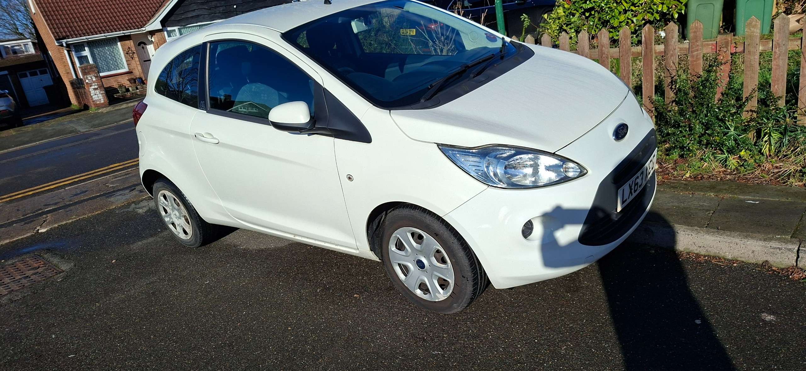 A 2013 FORD KA 1.2 Edge Hatchback 3dr Petrol Manual Euro 6 (s/s) (69 ps) A 2013 FORD KA 1.2 Edge Hatchback 3dr Petrol Manual Euro 6 (s/s) (69 ps)