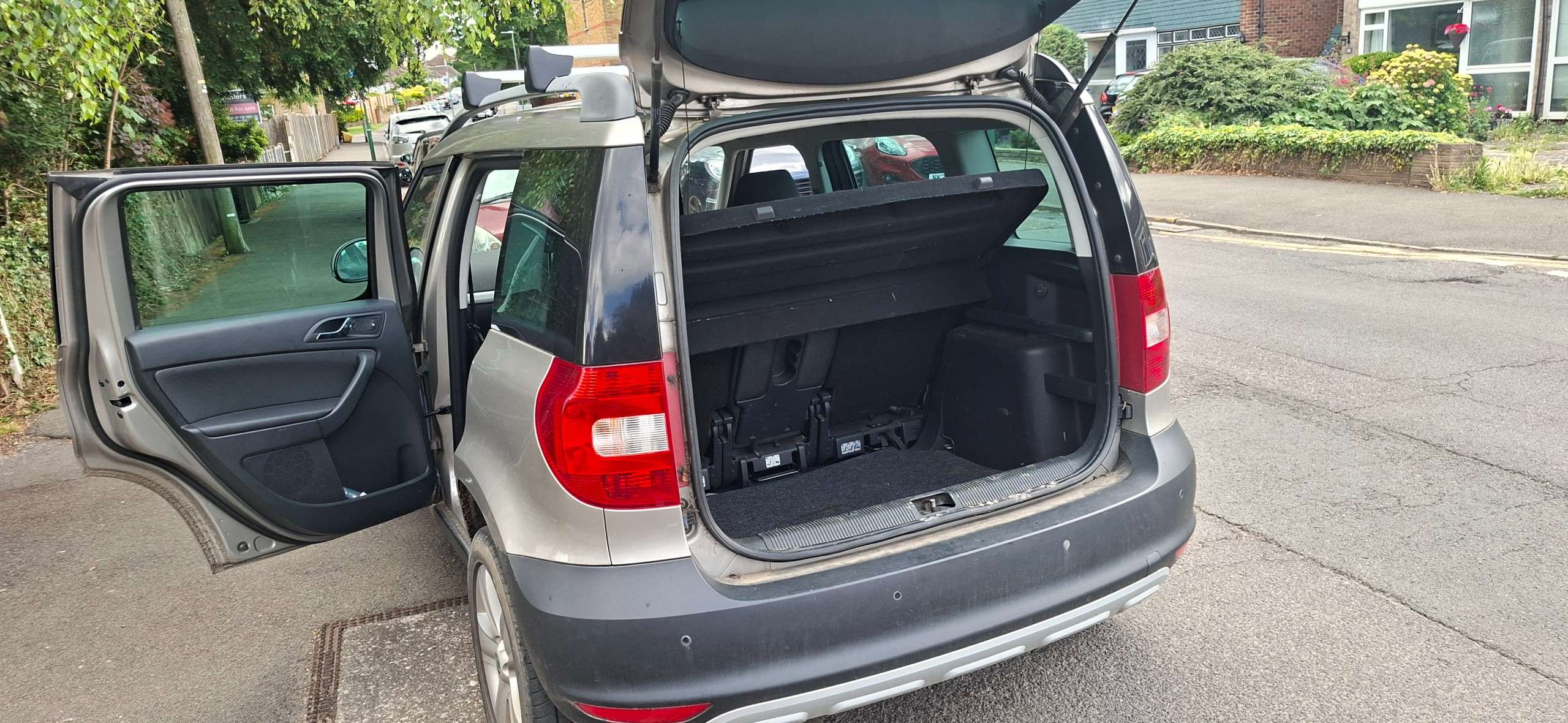 2011 SKODA YETI 2011 SKODA YETI